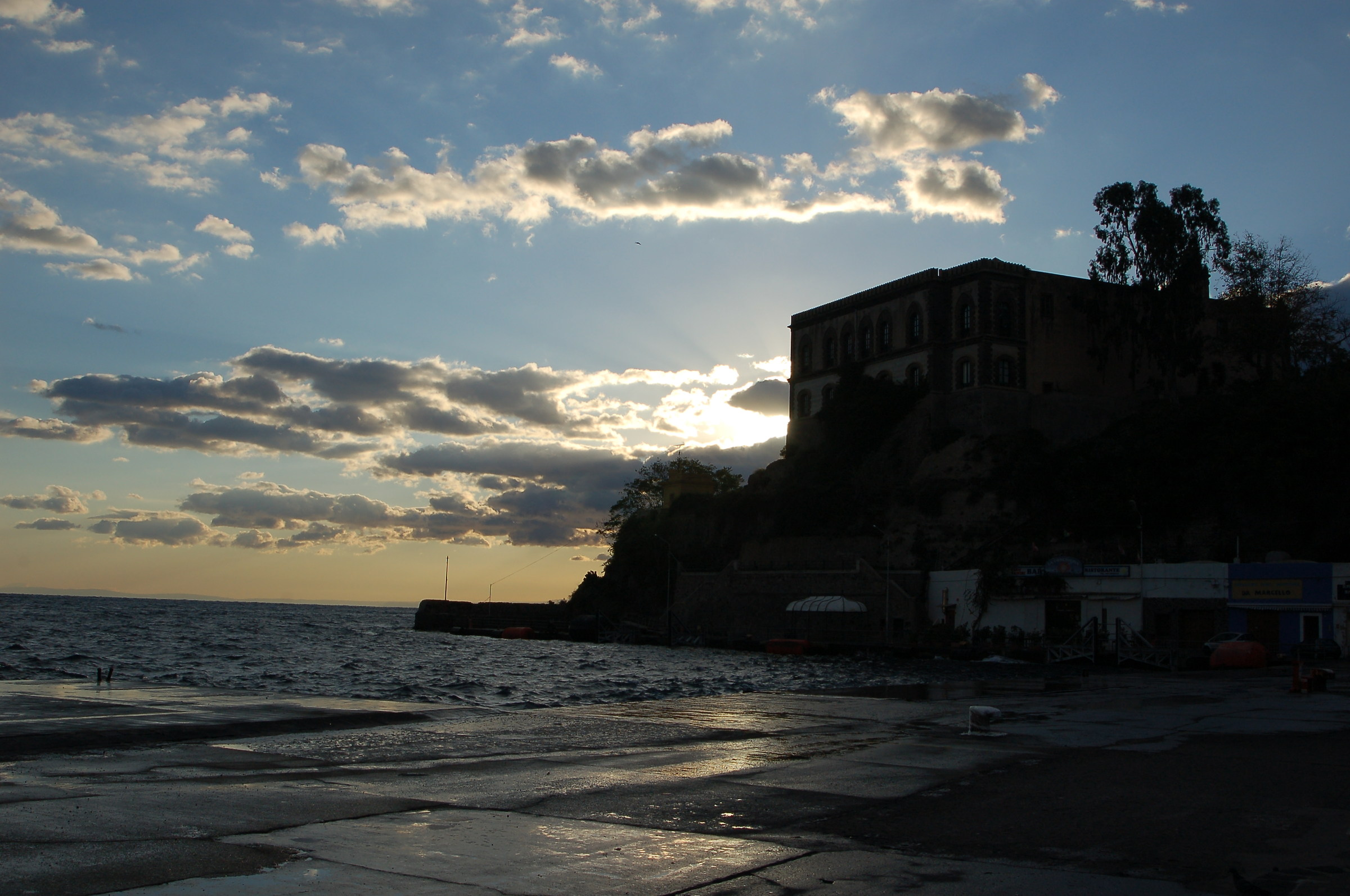 lipari porto di sottomonastero