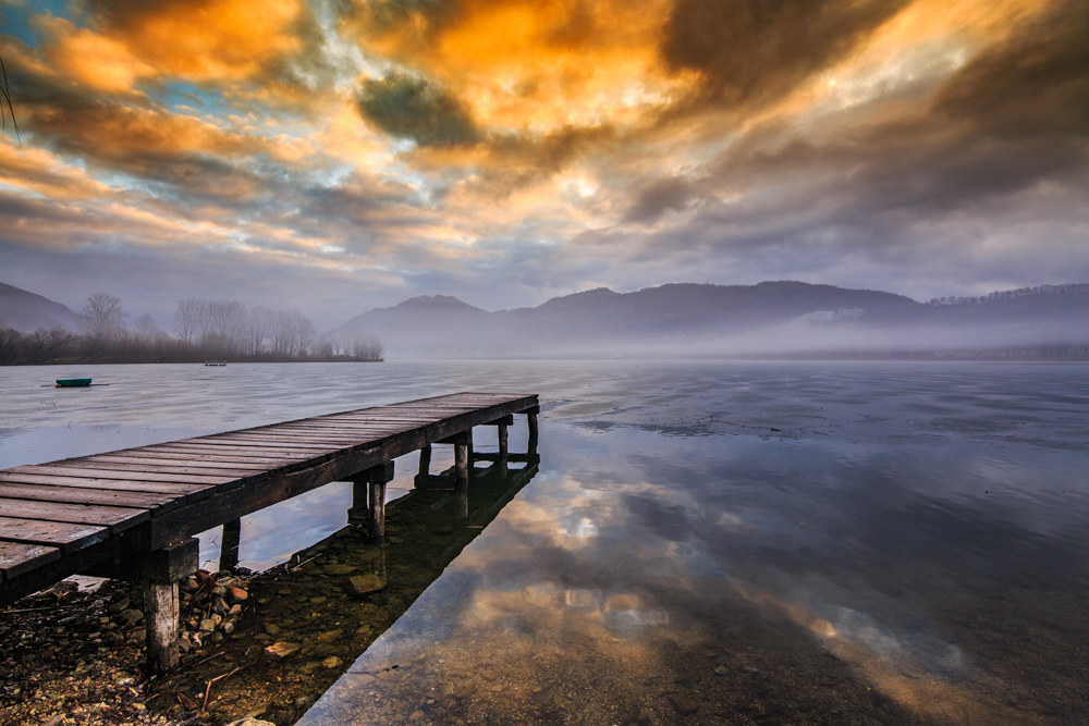 Sunrise at Lake Revine