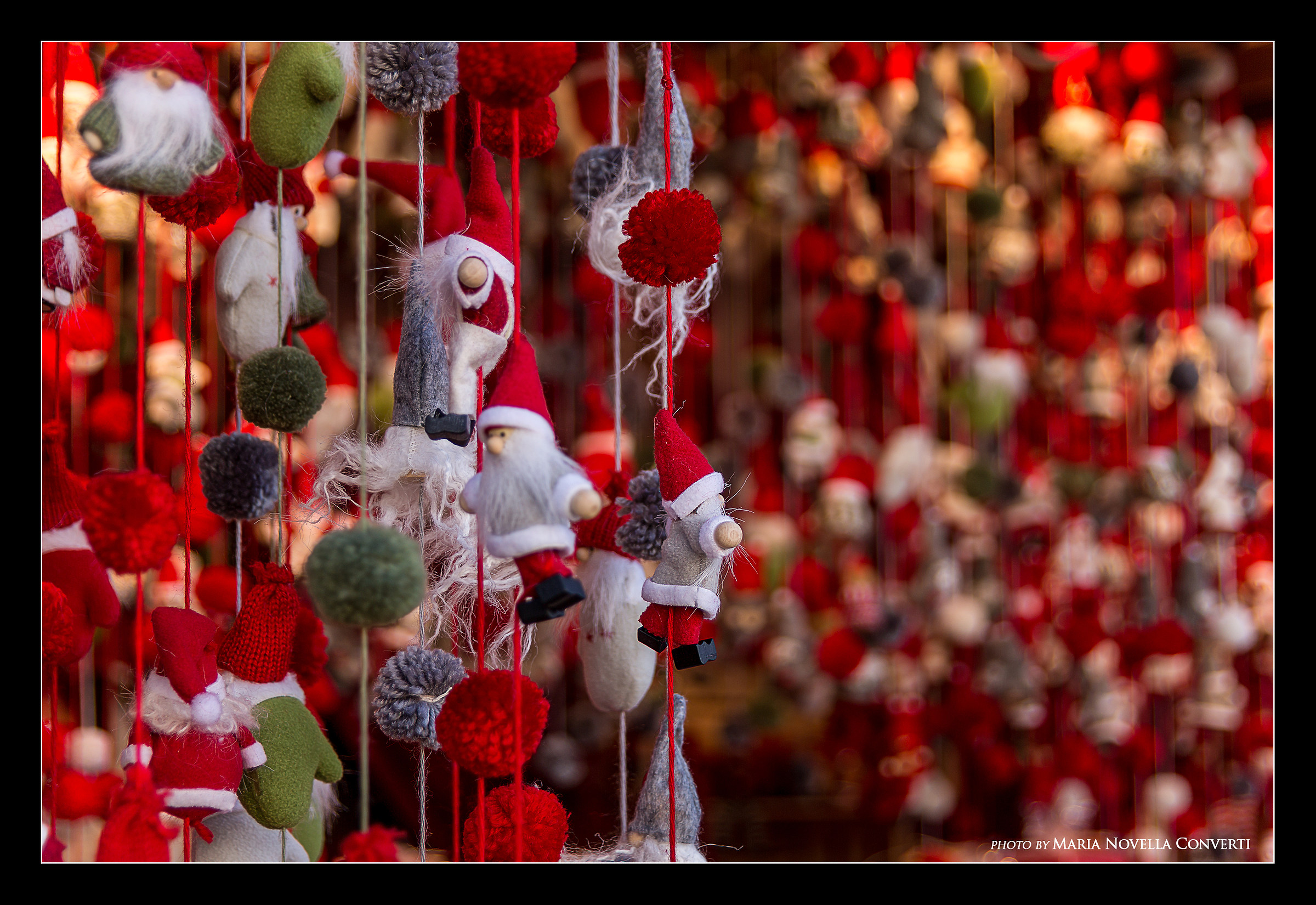 101 Dalmatians .... Santas!