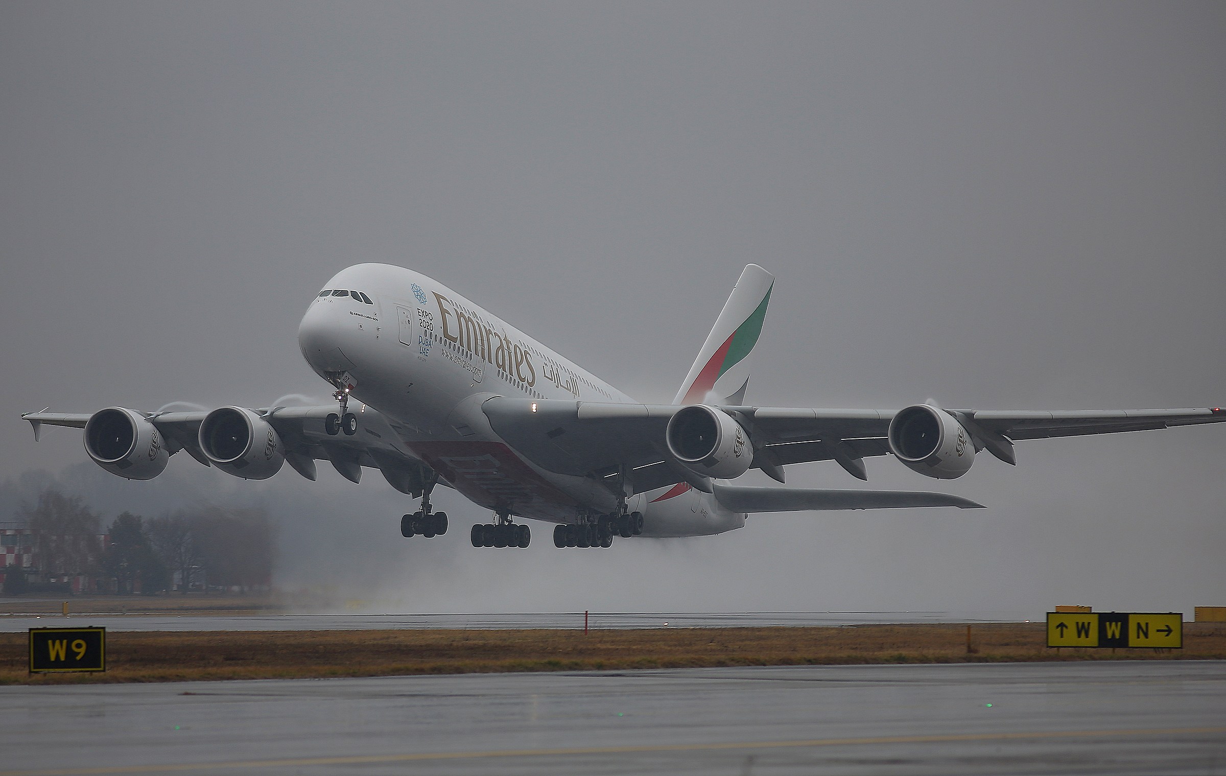 A 380 takeoff