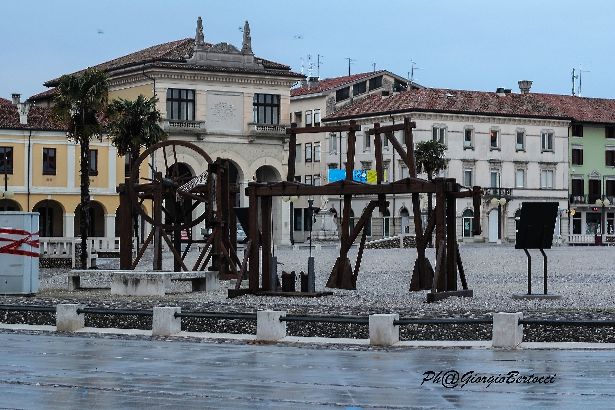 the Piazza di Palmanova