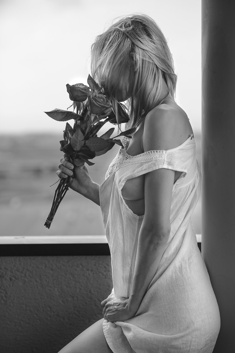 Bouquet in black and white