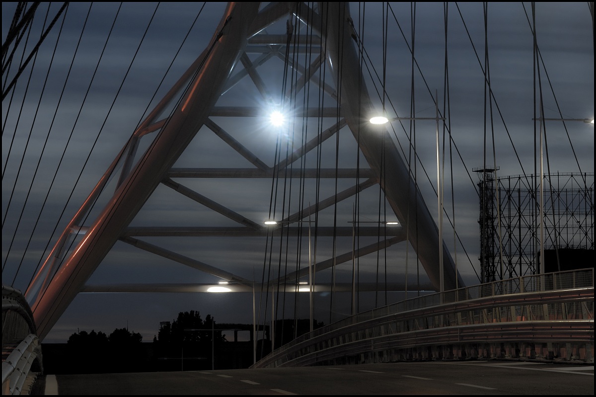 Ponte Settimia Spizzichino (roma ostiense)