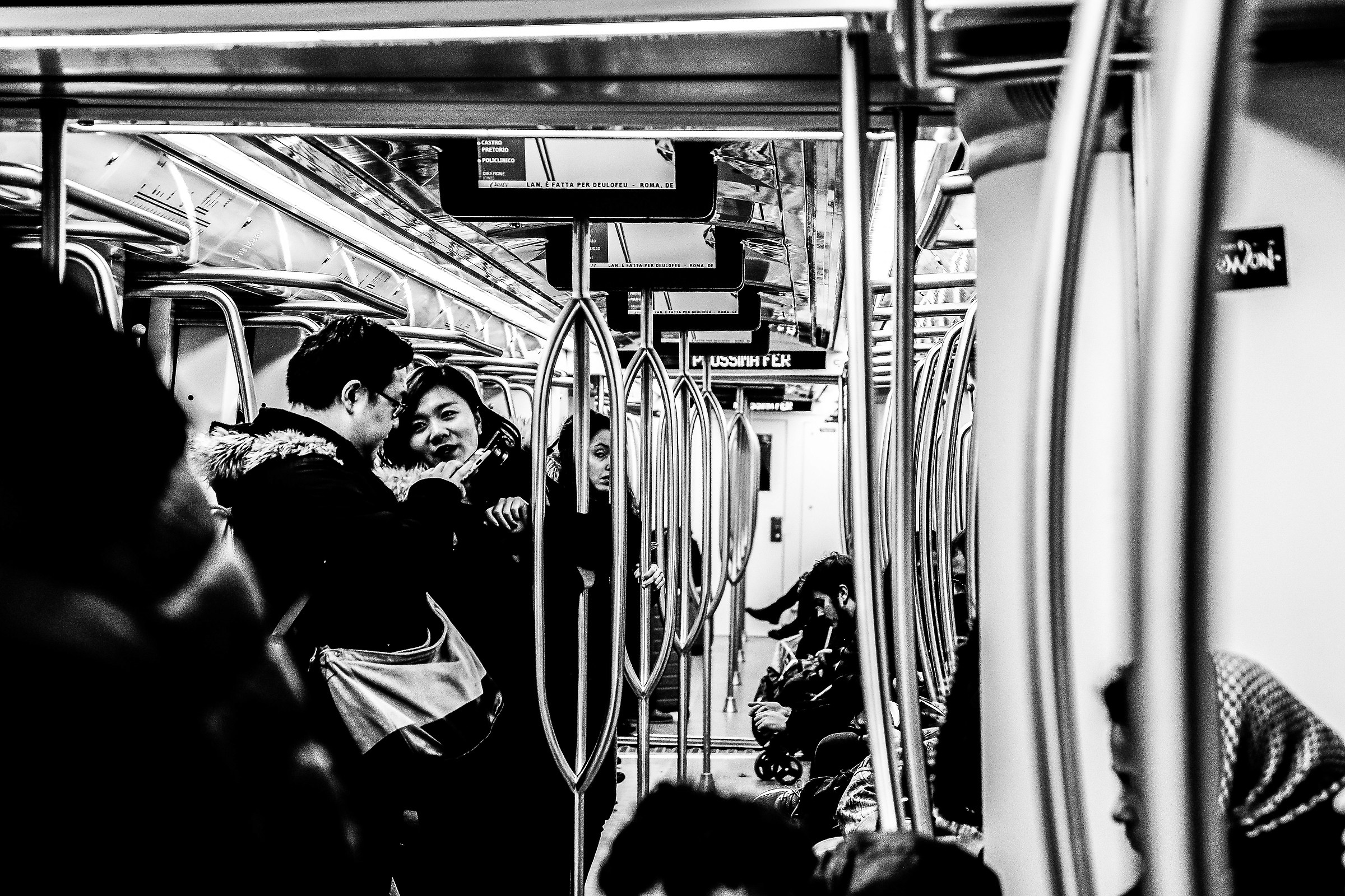 Turisti in metropolitana