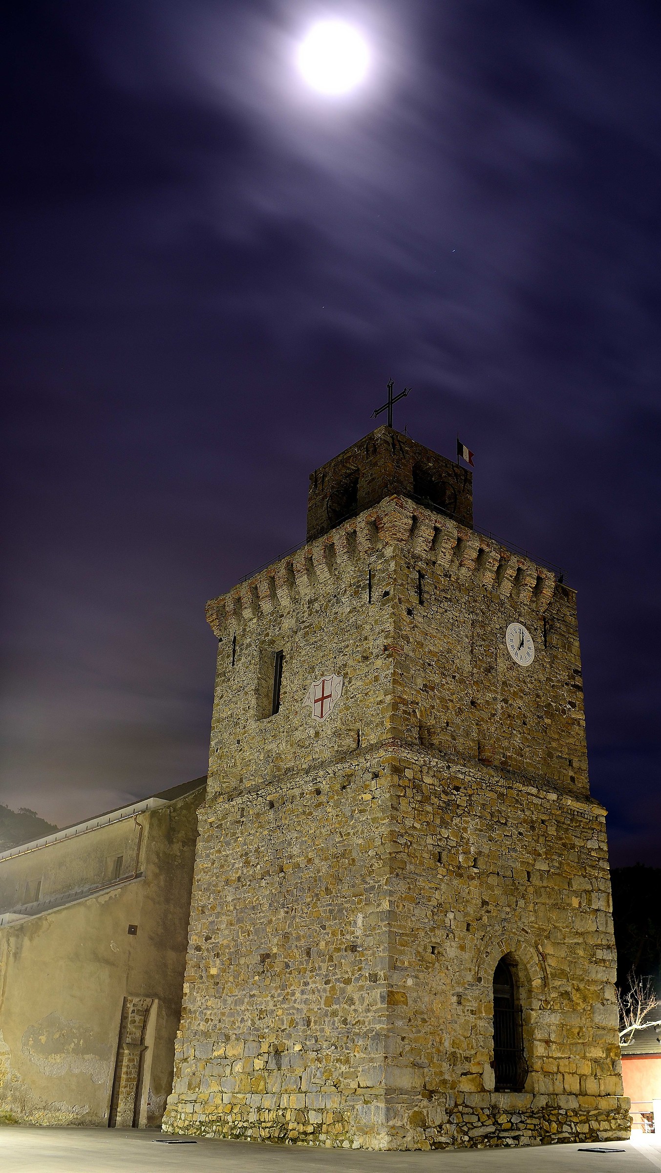 Torre del paesino di Costa sopra Framura (sp)
