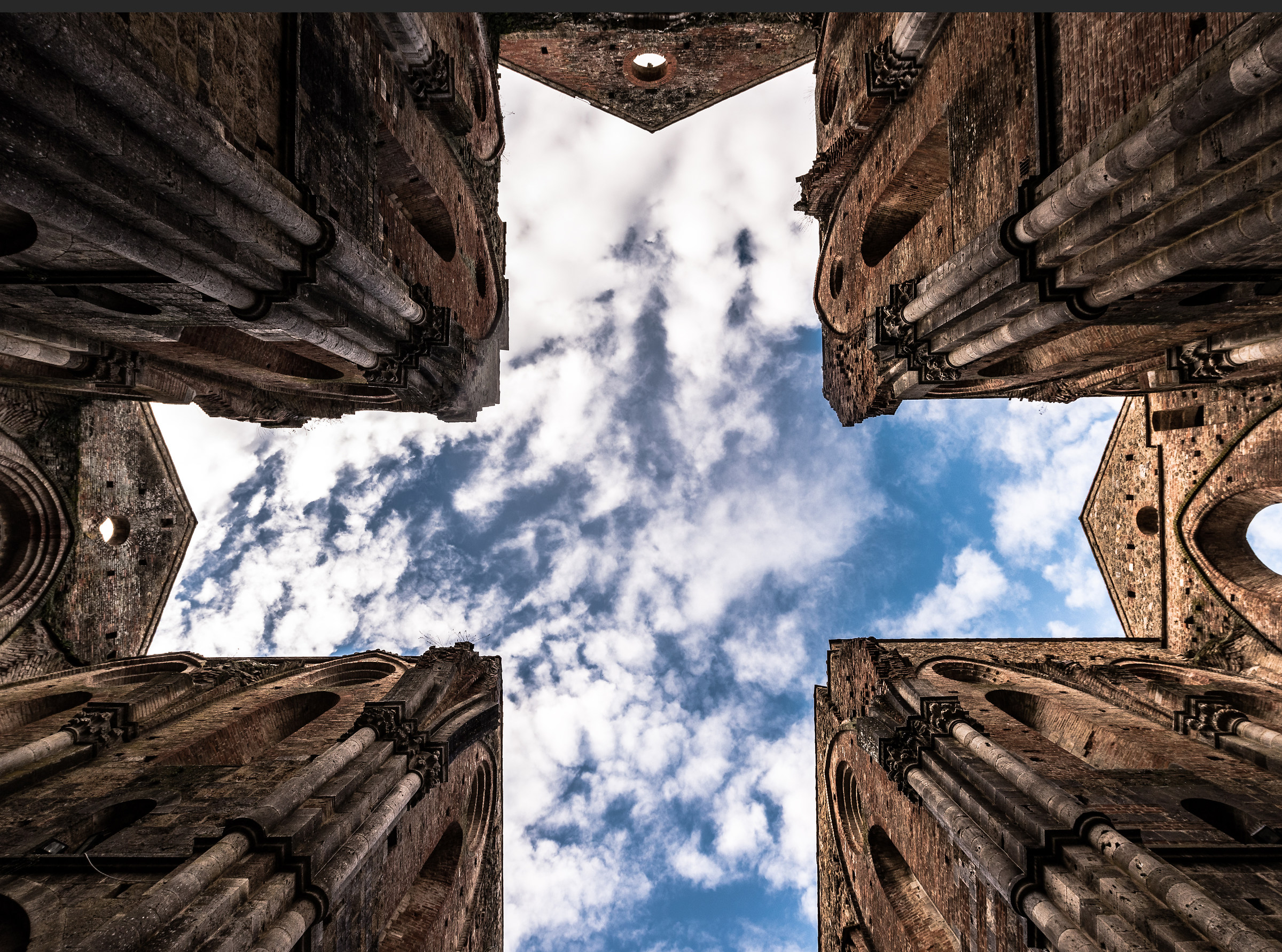 La croce di San Galgano