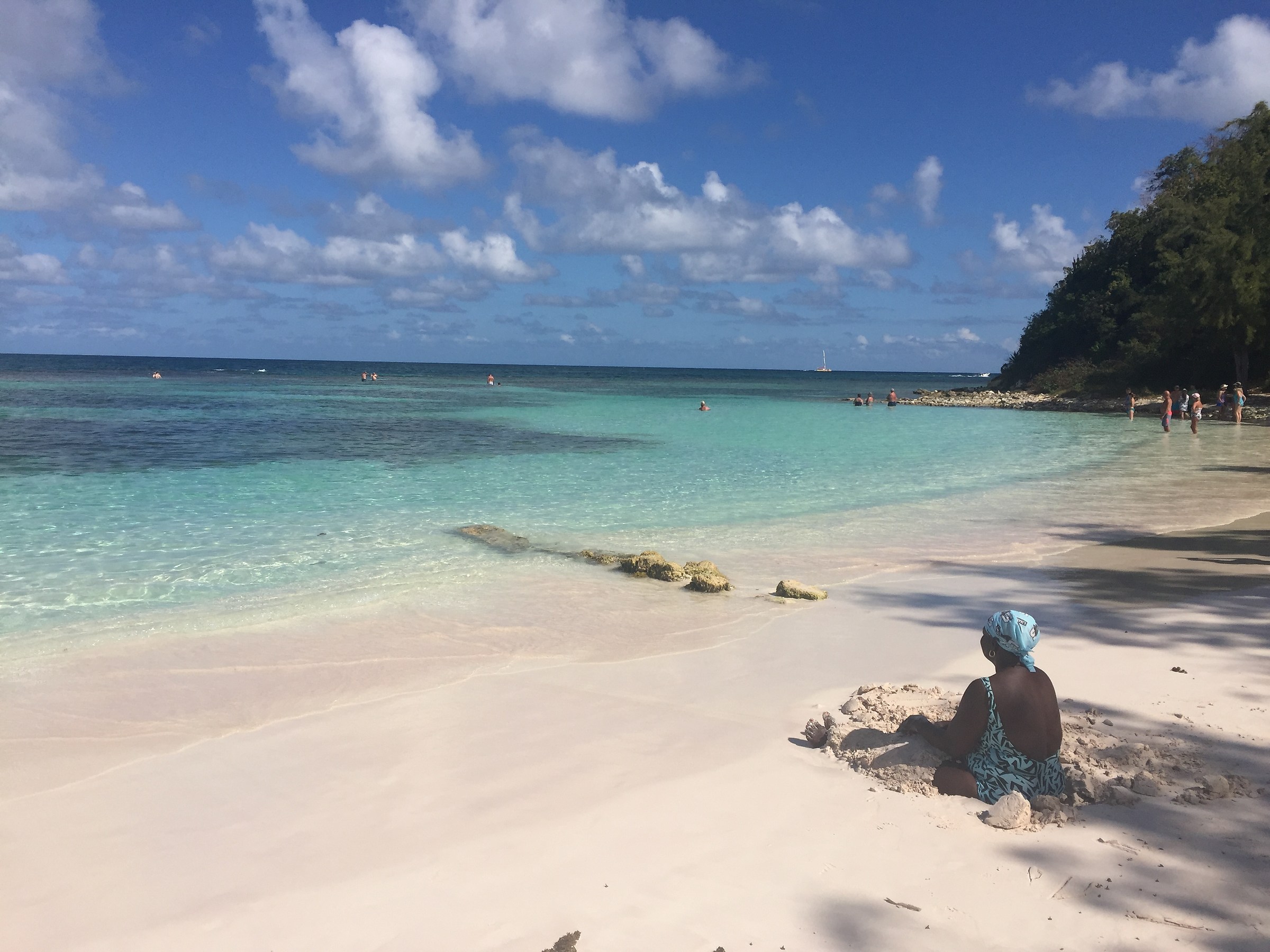 Azzurro - Antigua il mare è servito