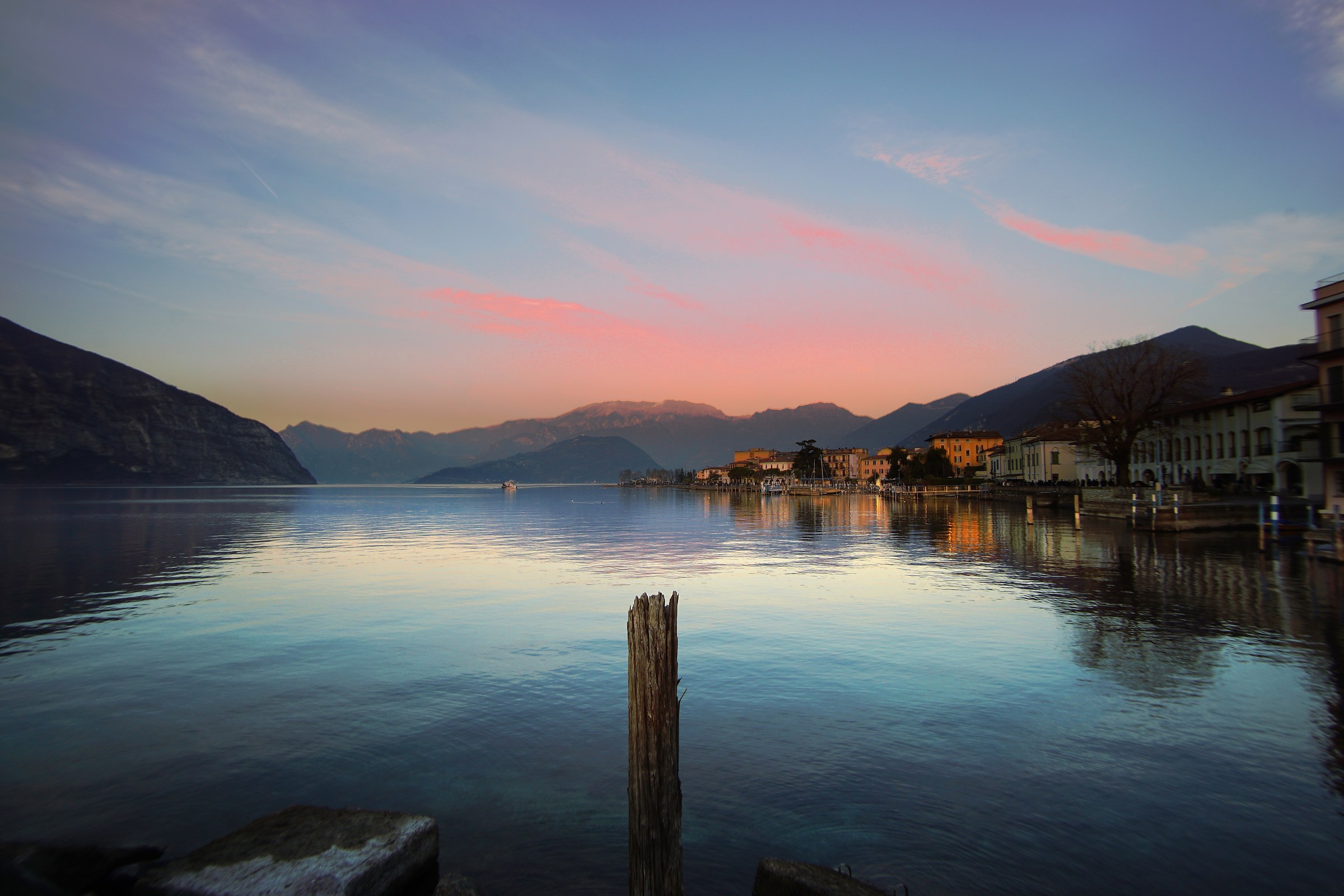 HDR at sunset on Lake Iseo