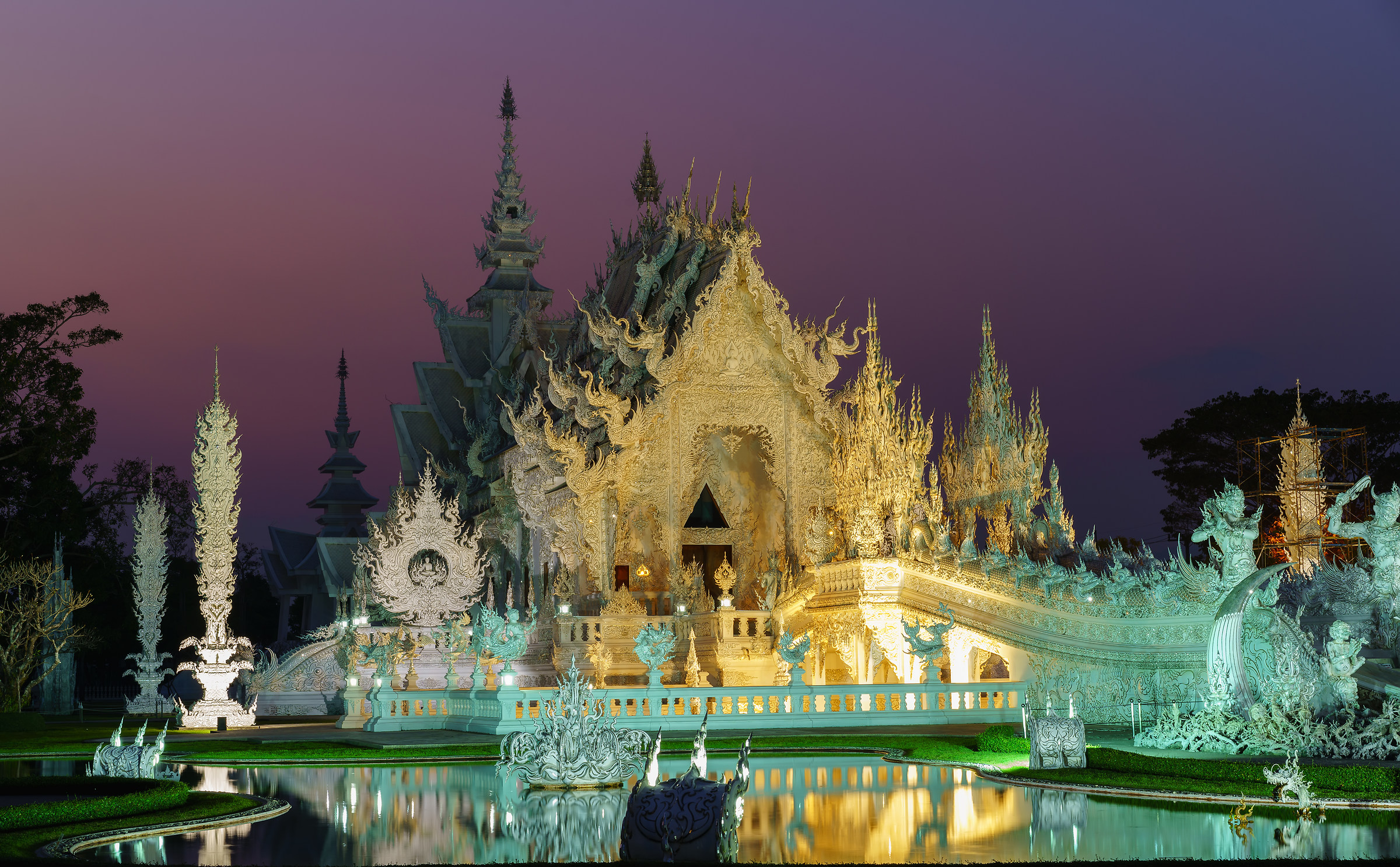Wat Rong Khun