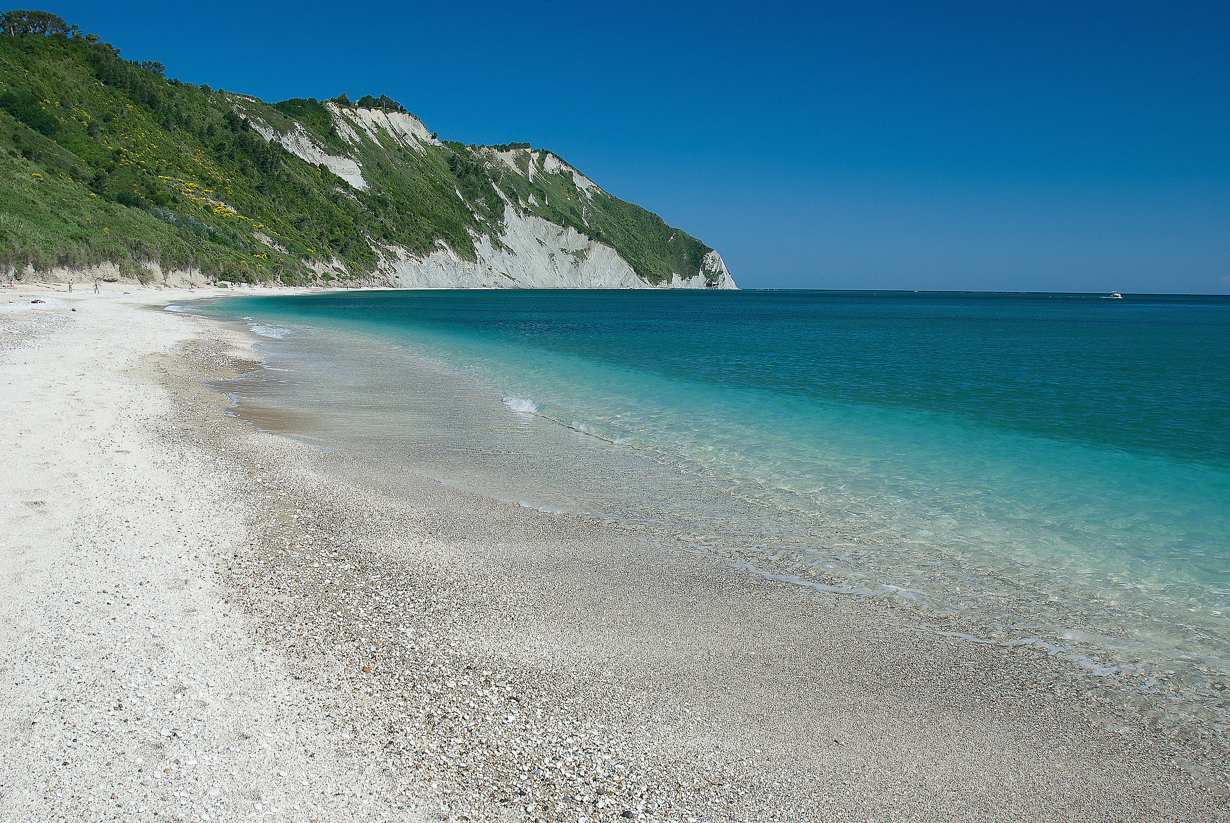 Waiting for summer Mezzavalle Portonovo Ancona