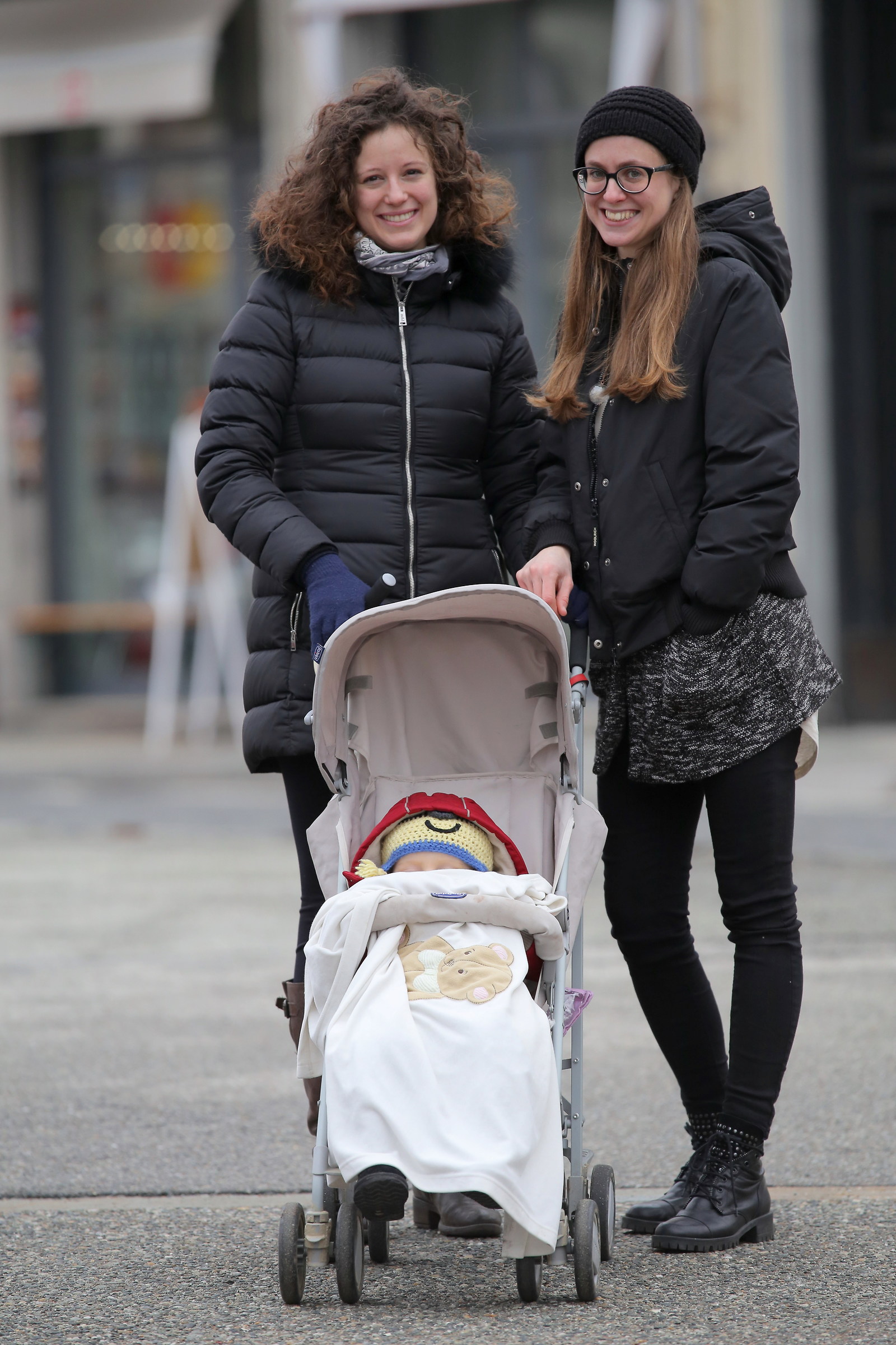 Mommy with her friend