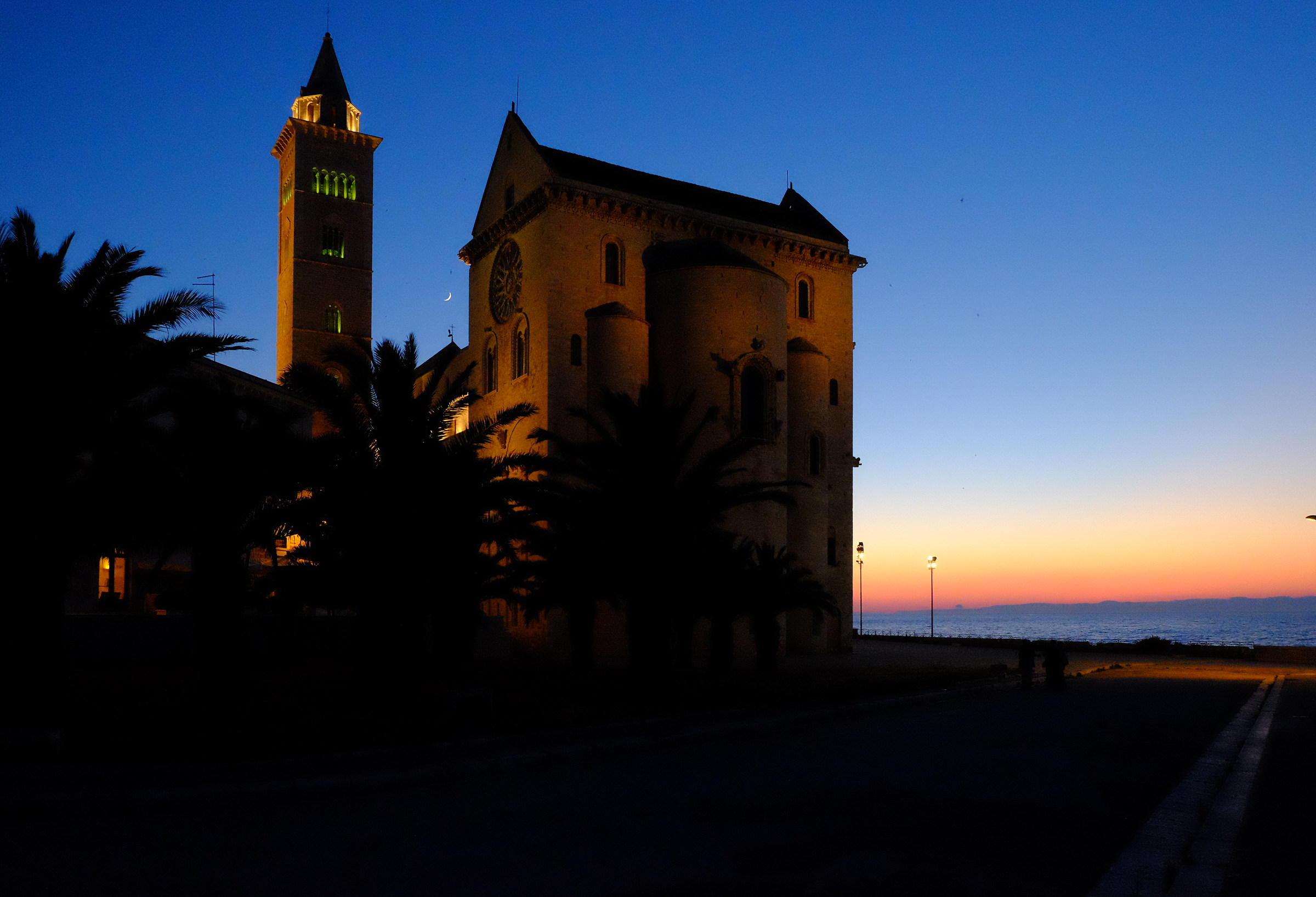La Cattedrale di Trani al tramonto.