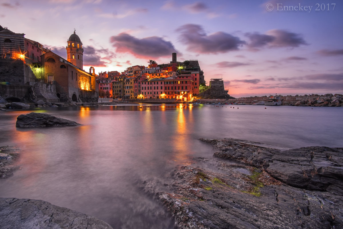 L'alba di Vernazza