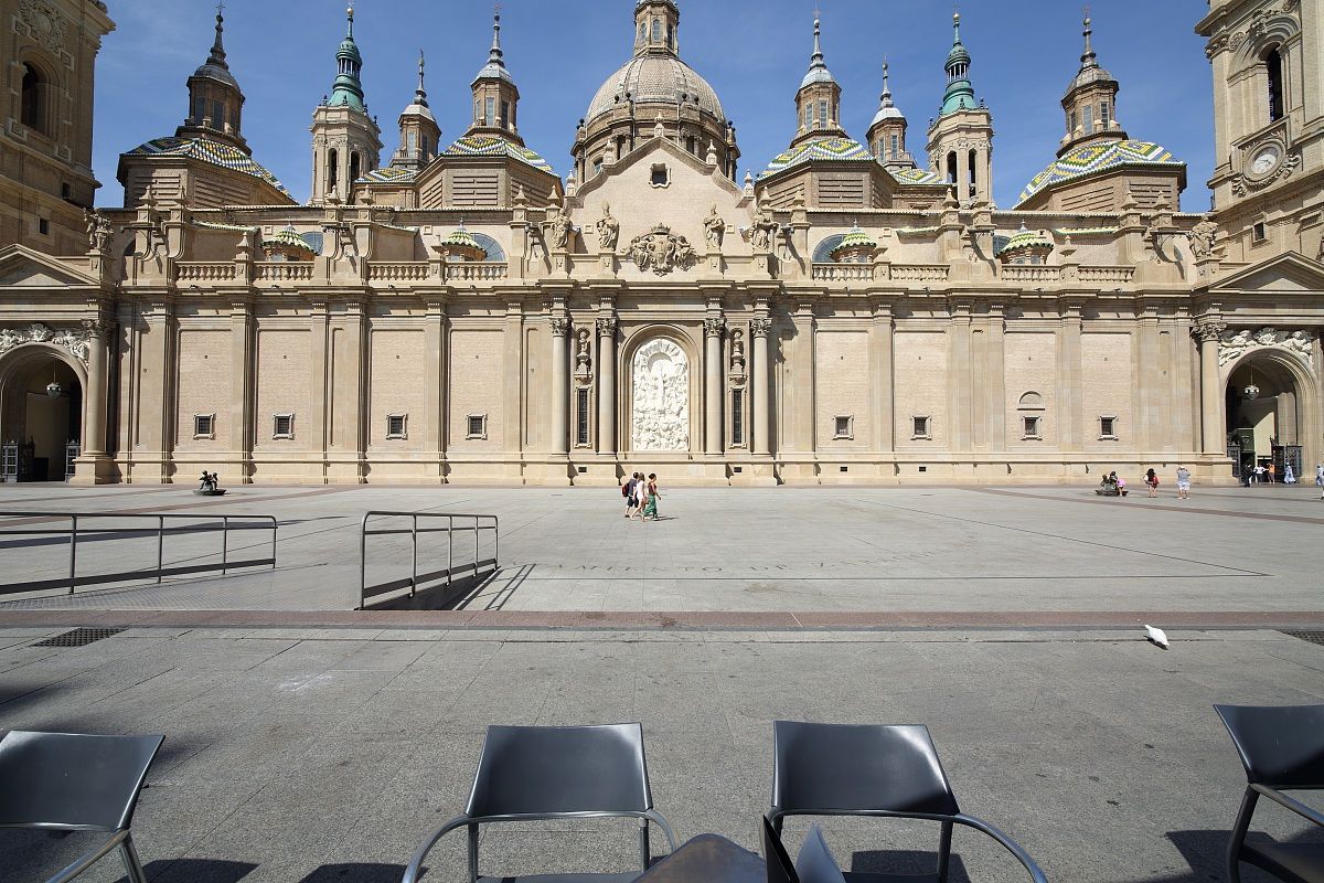 Basilica e Piazza del Pilar - Saragozza - Spagna - v2
