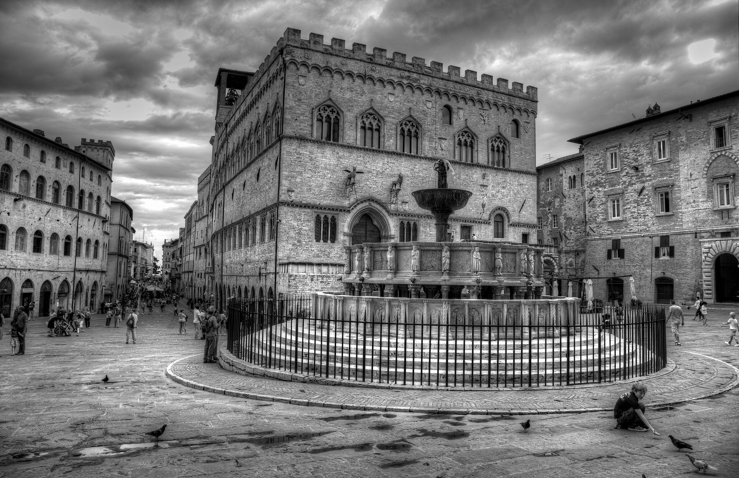 Perugia - Piazza 4 Novembre