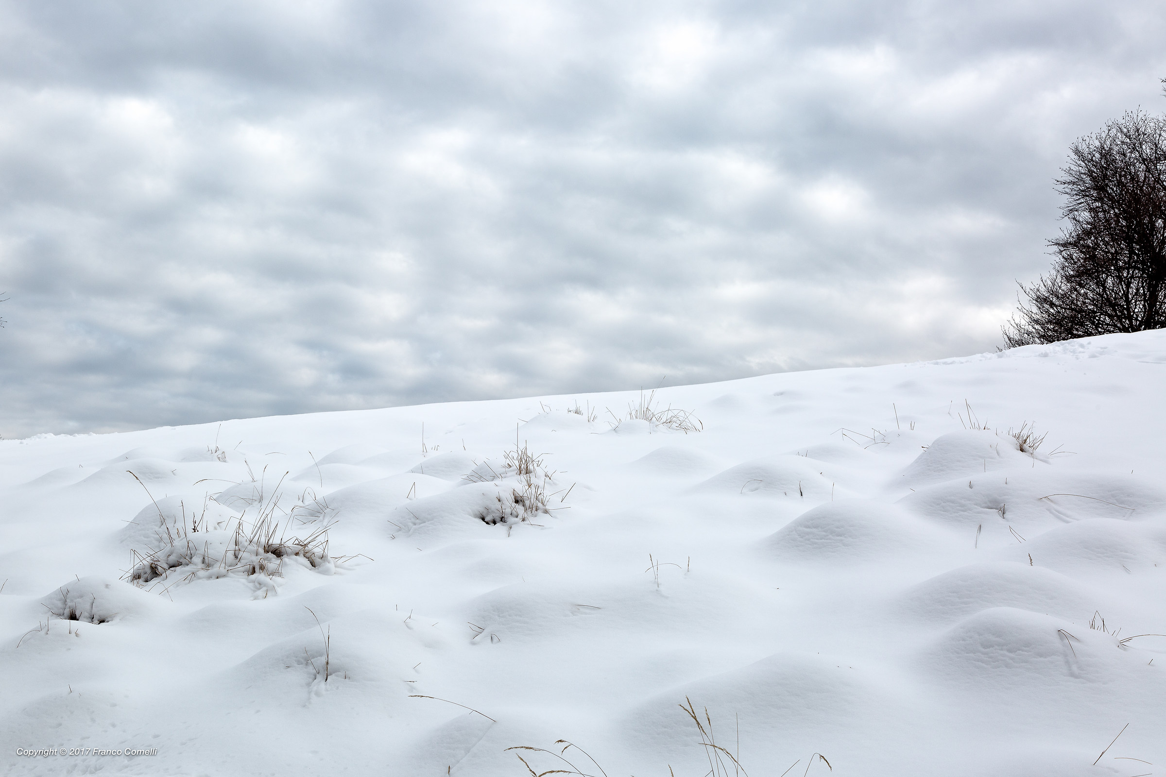 symmetries between sky and snow