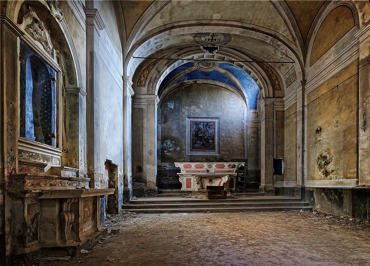 toiano abandoned village