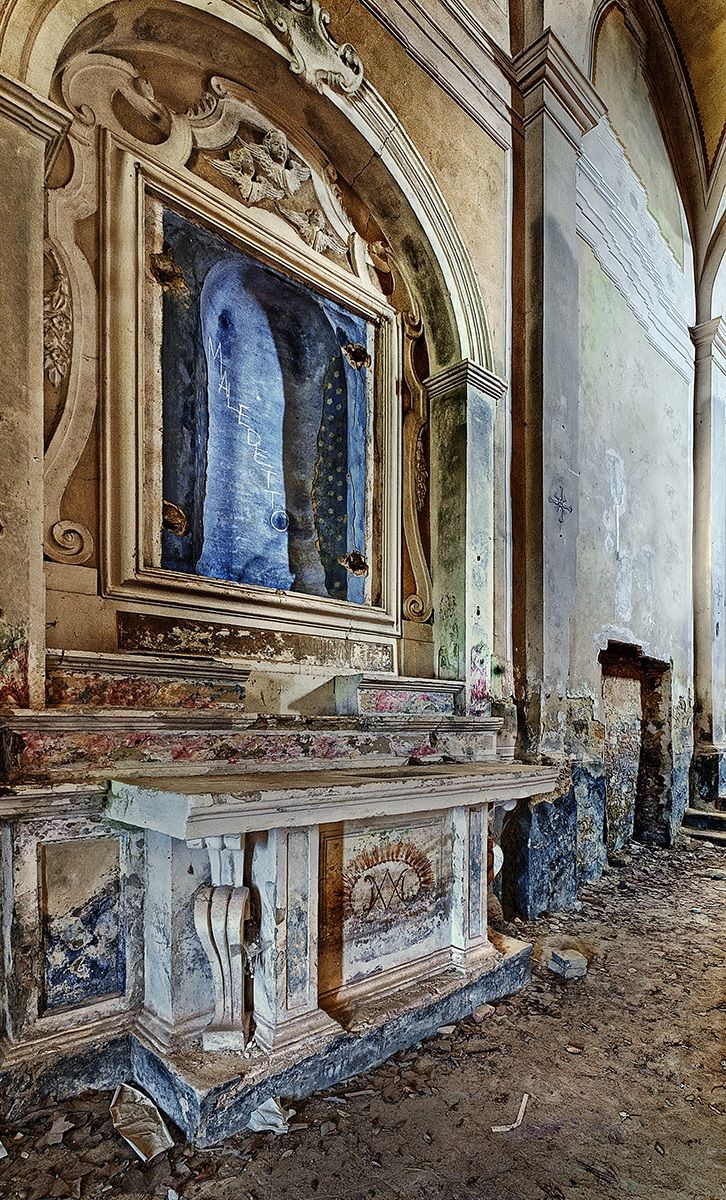 toiano paese abbandonato