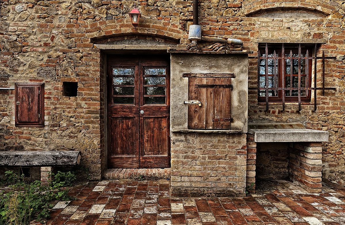 toiano paese abbandonato