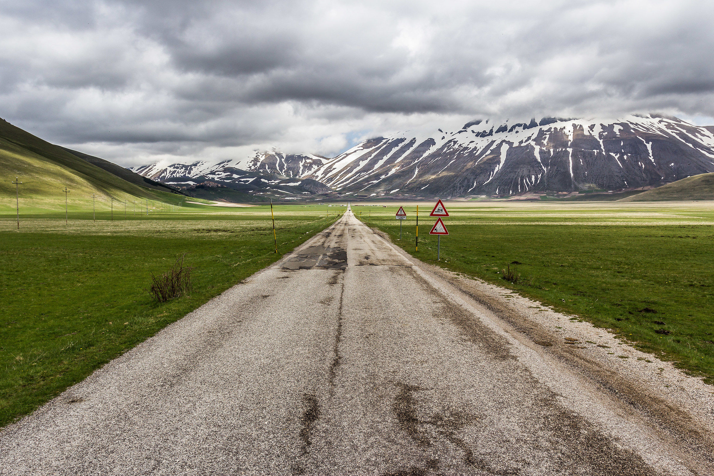 Road to Castelluccio