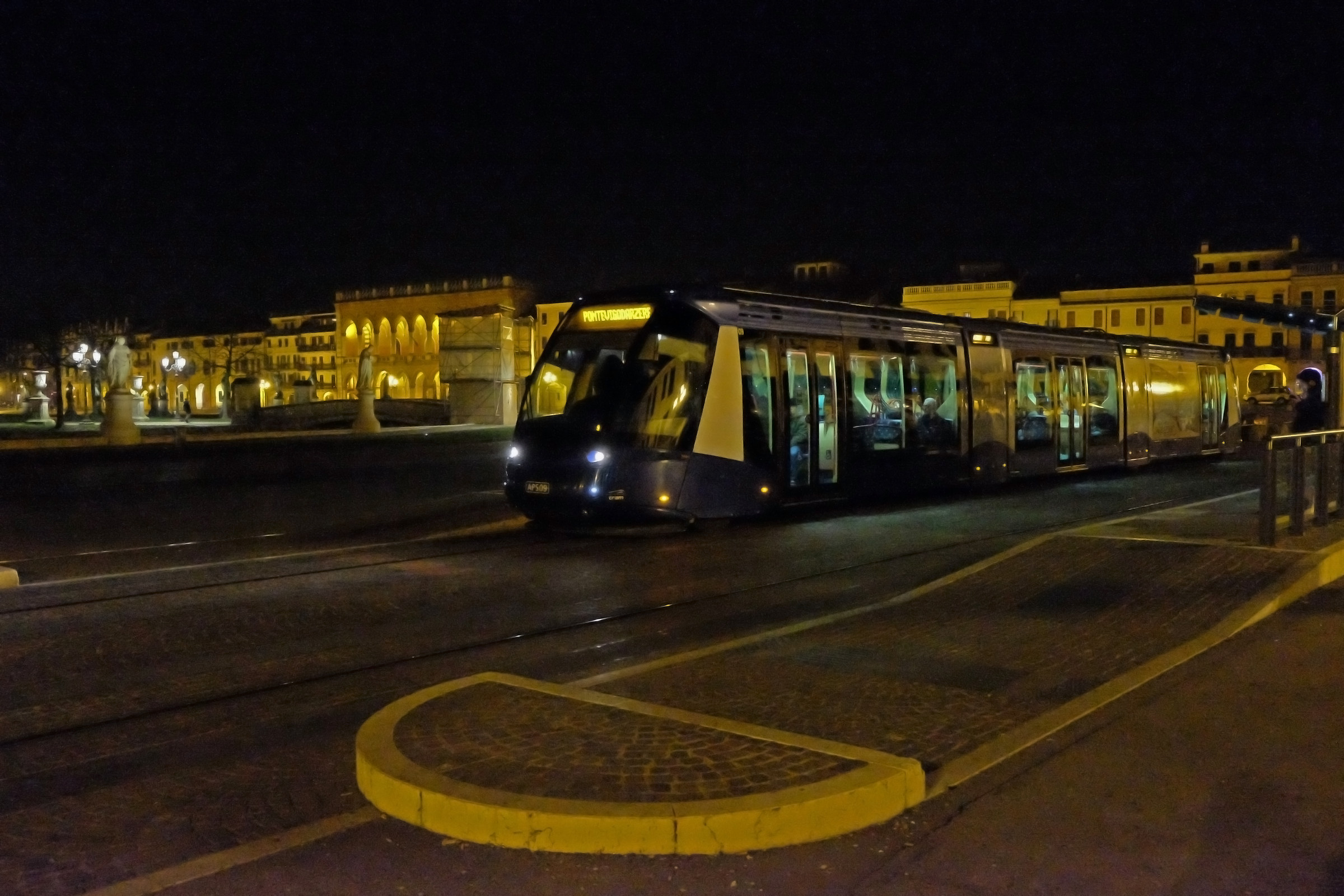 Night tram in "Prato"