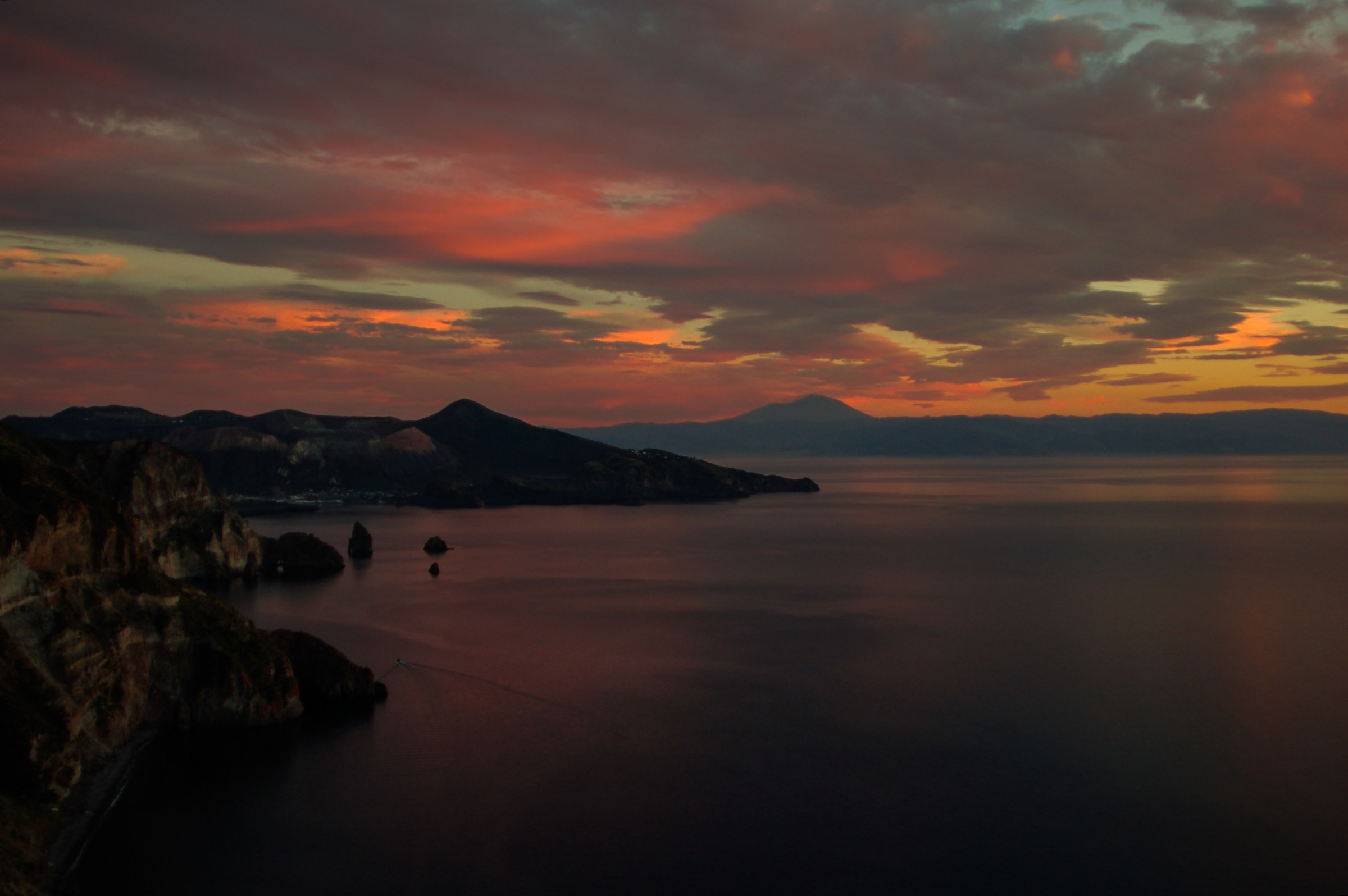 Lipari: sunset in private