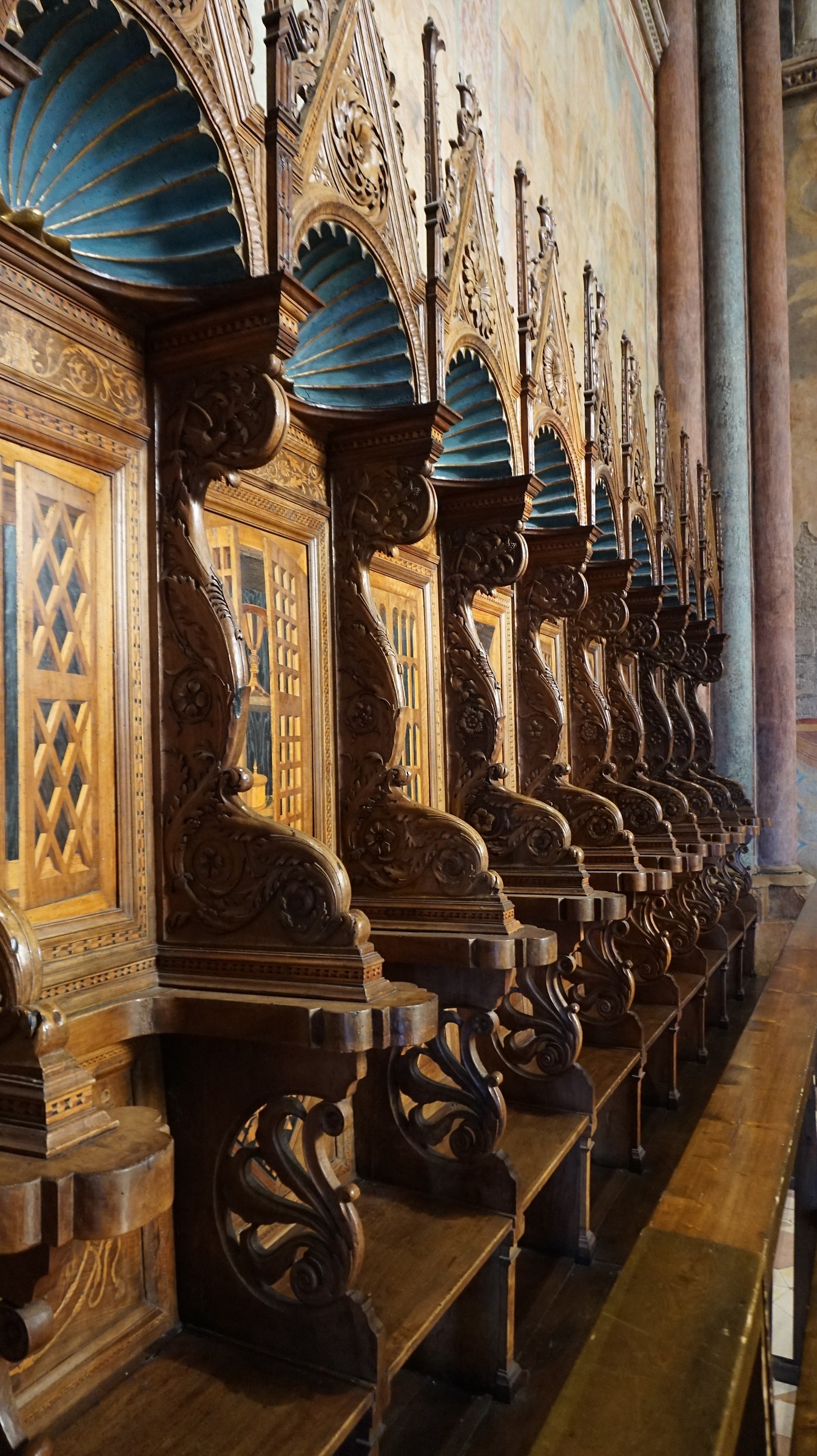 Assisi wooden choir