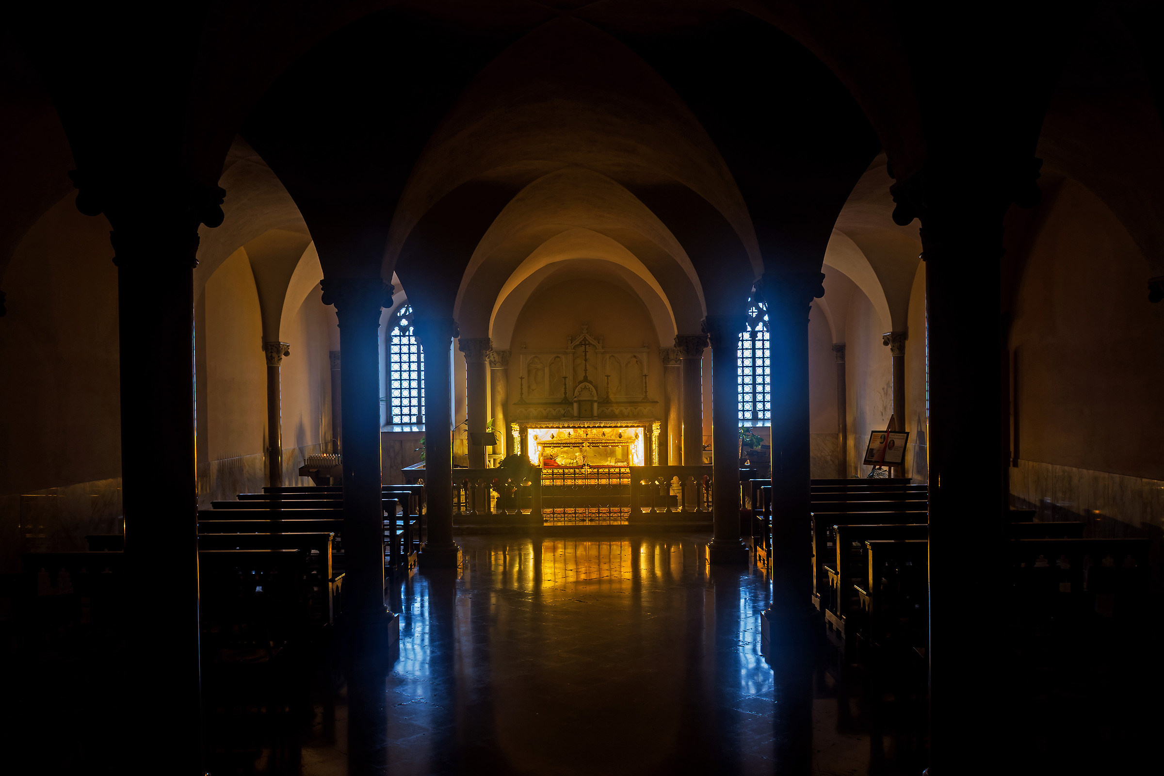 Bobbio-La cripta della Cattedrale