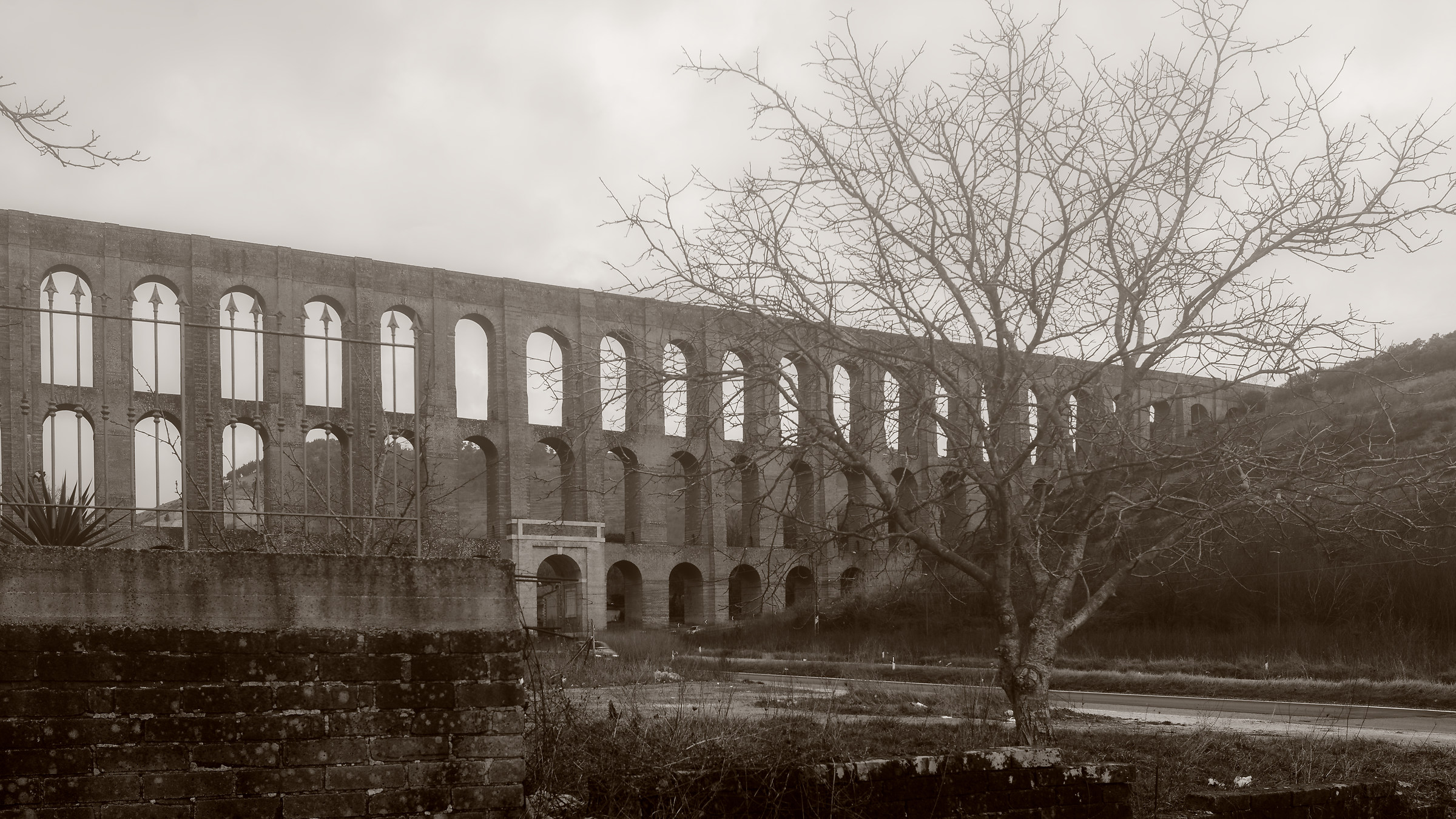 Aqueduct Carolino - Bridges of the Valley