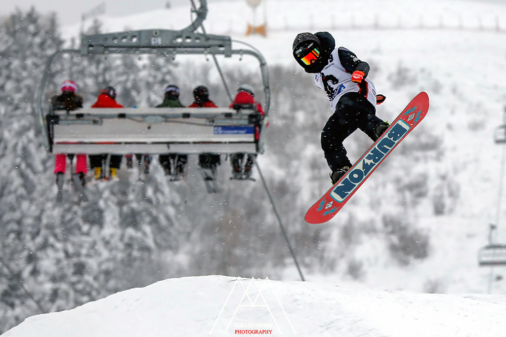 freestyle snowboarding