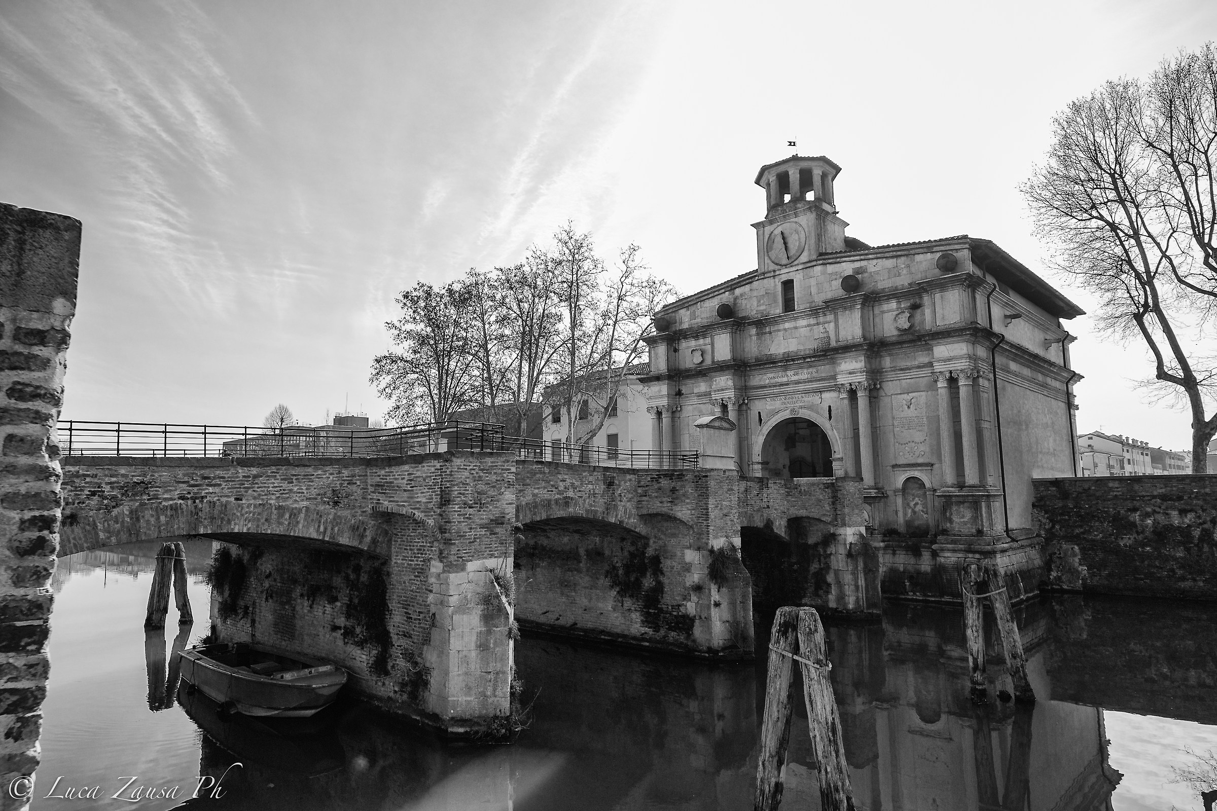 water leading to Padua