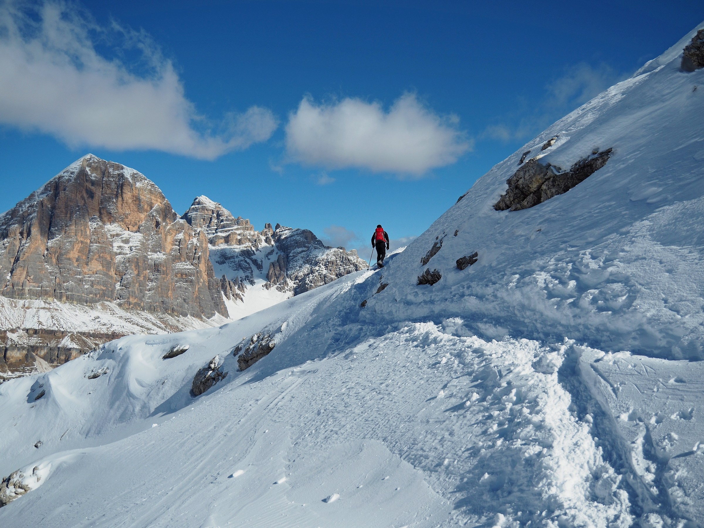 Going up to the Nuvolao