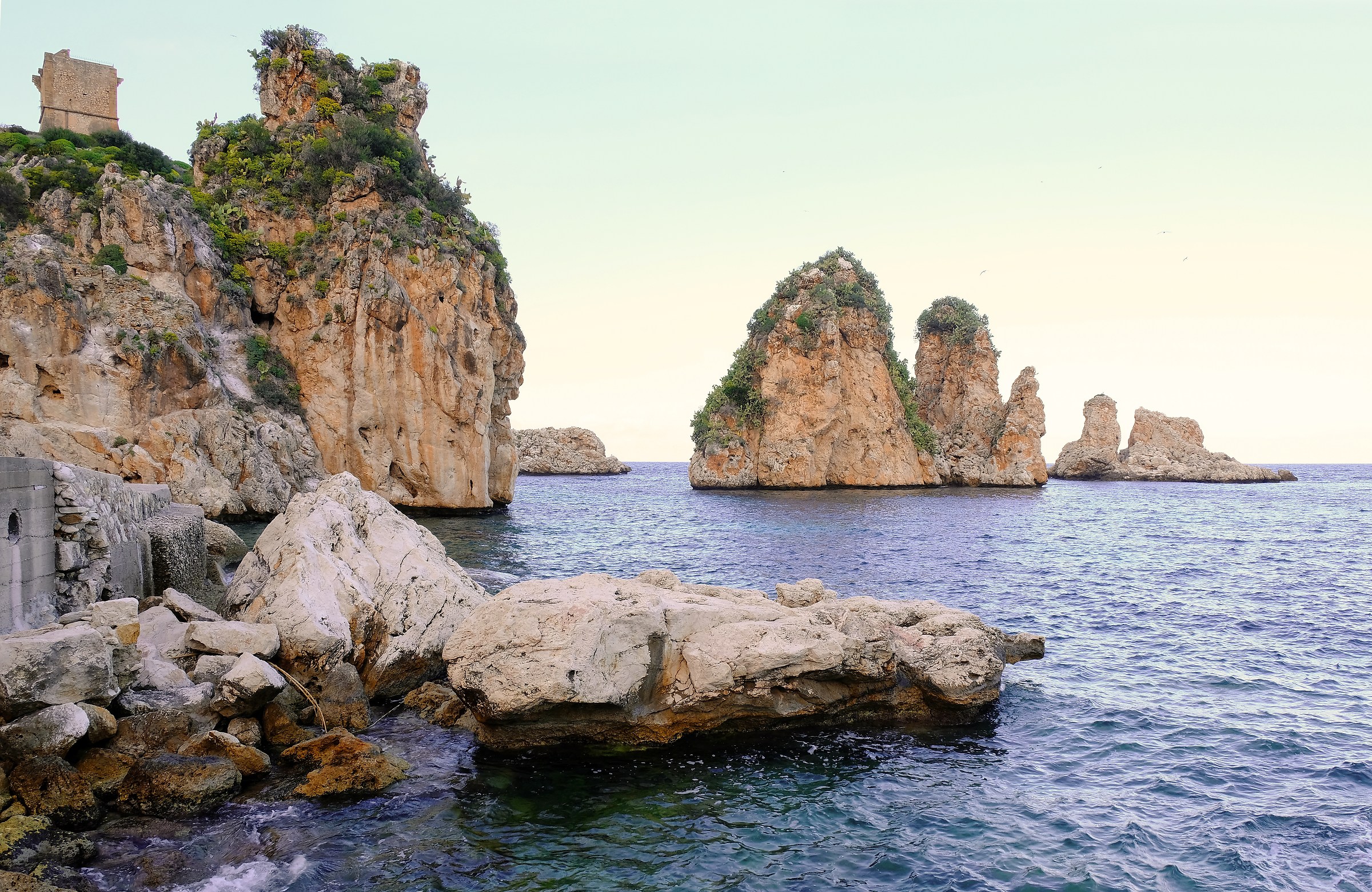 The stacks of the trap