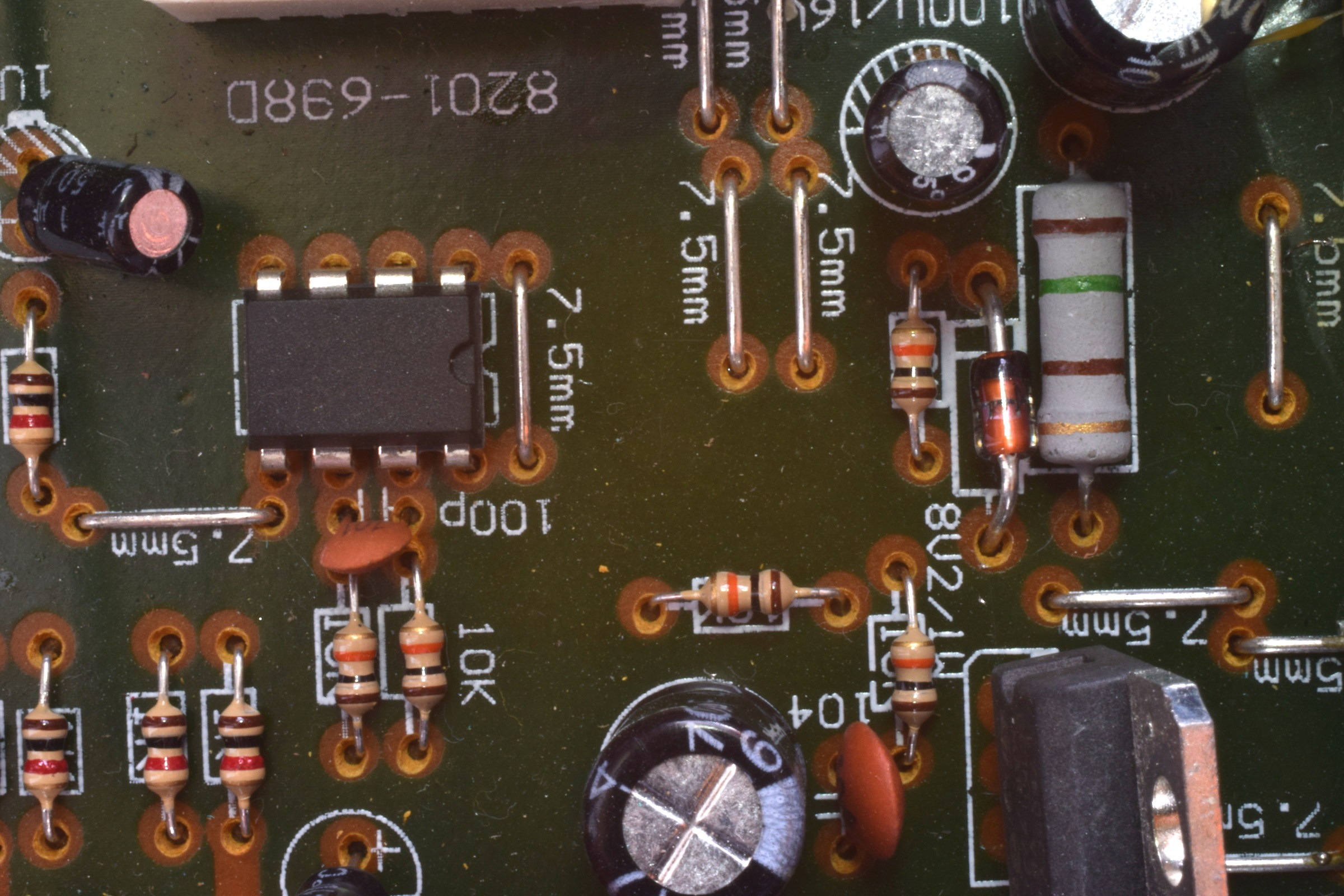 Nel cuore di un pre-amplificatore