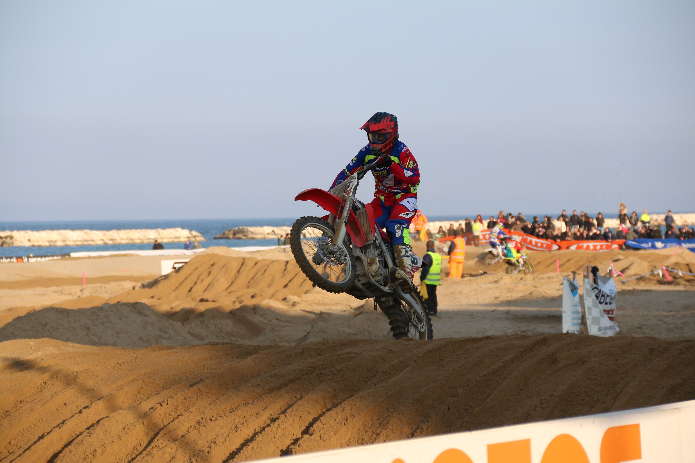 Canon 70D 18-135 f3.5-5.6 is