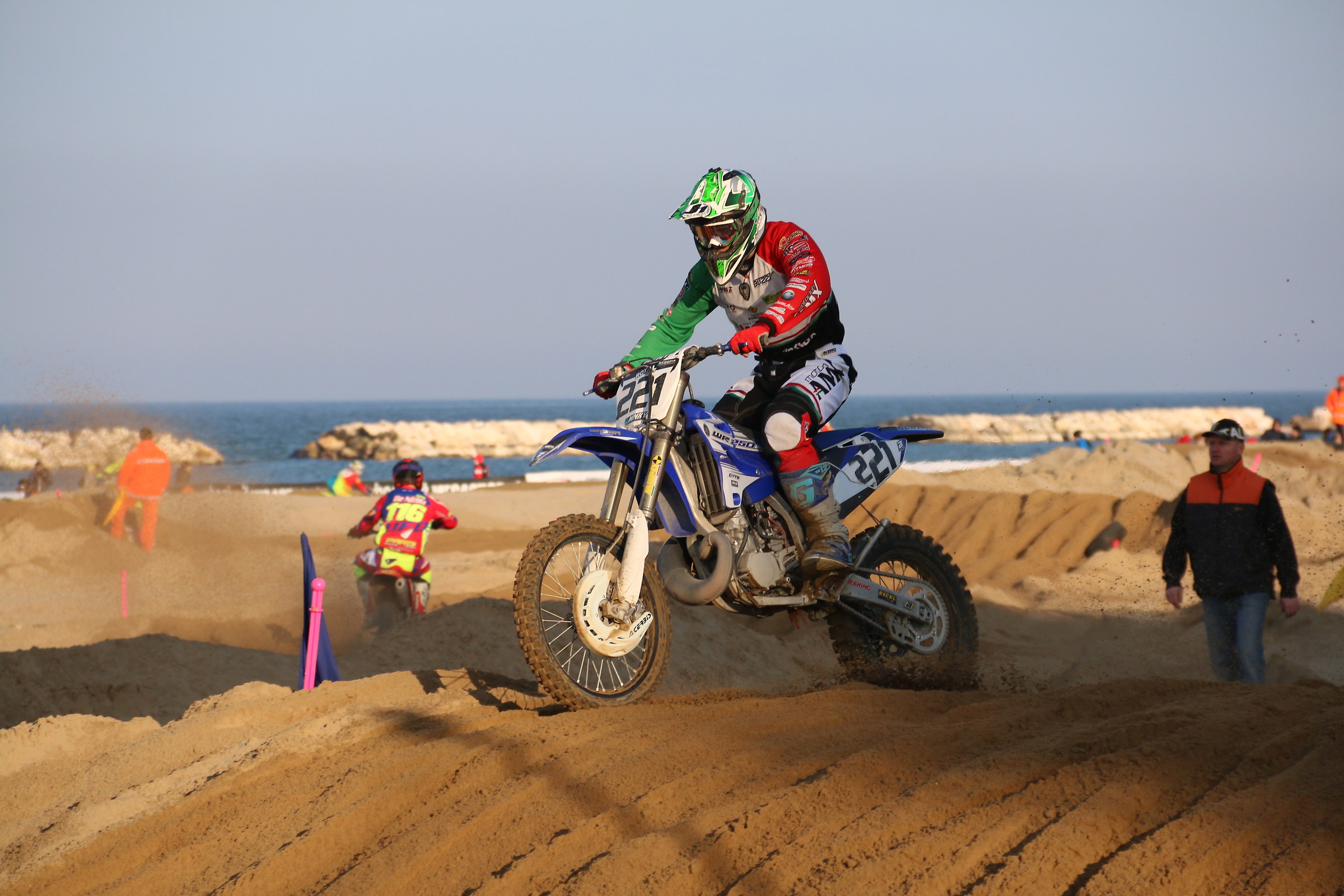 Canon 70D 18-135 f3.5-5.6 is