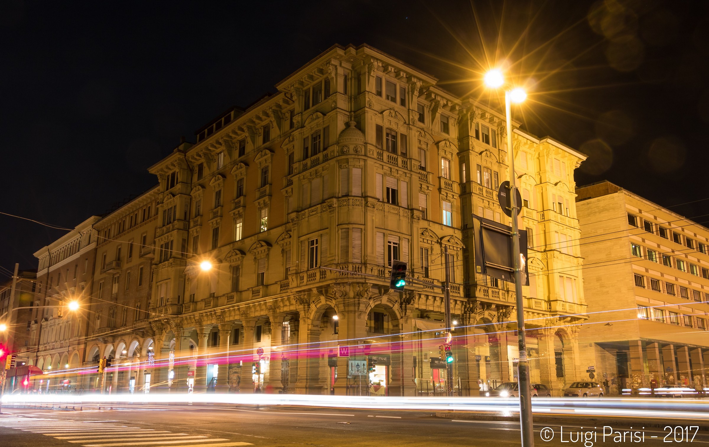 Piazza Aug. 8 light painting