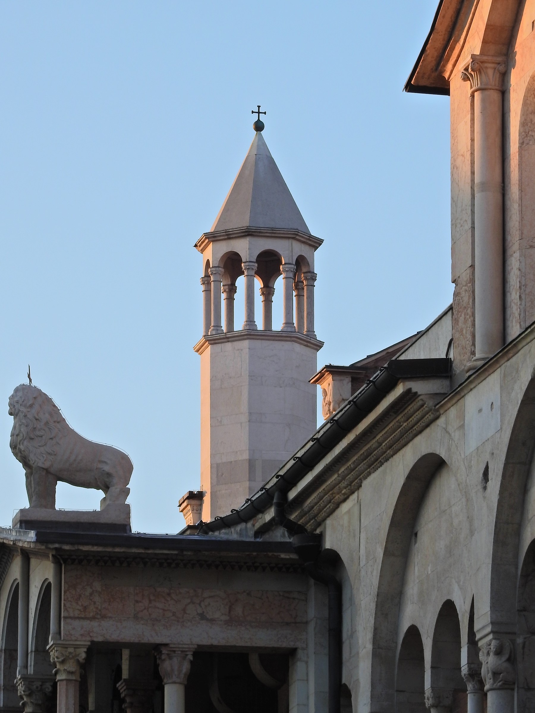 Una guglia del Duomo