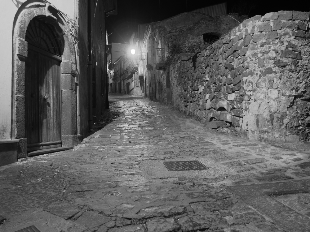 Among the narrow streets of Randazzo