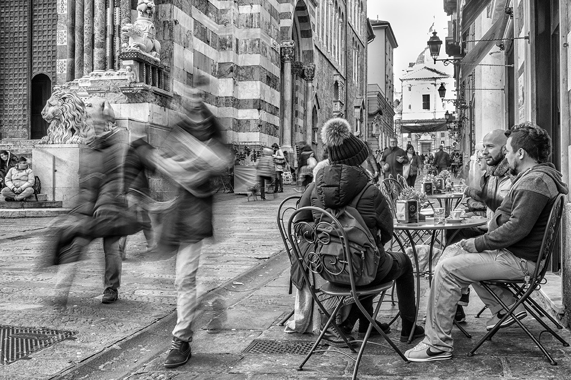 Genova passeggio in Via San Lorenzo