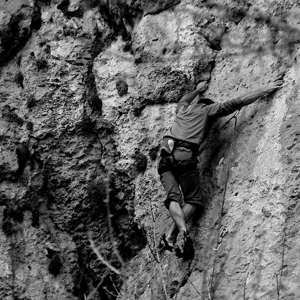 la roccia tra le mani