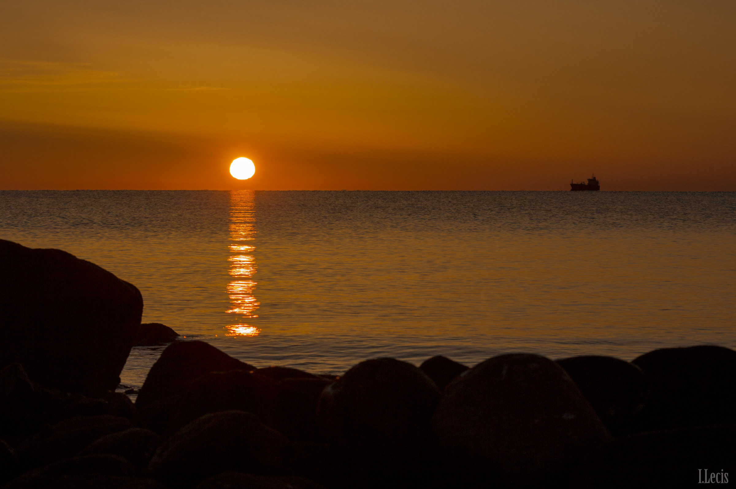 Challenge all 'alba: solar energy vs. oil