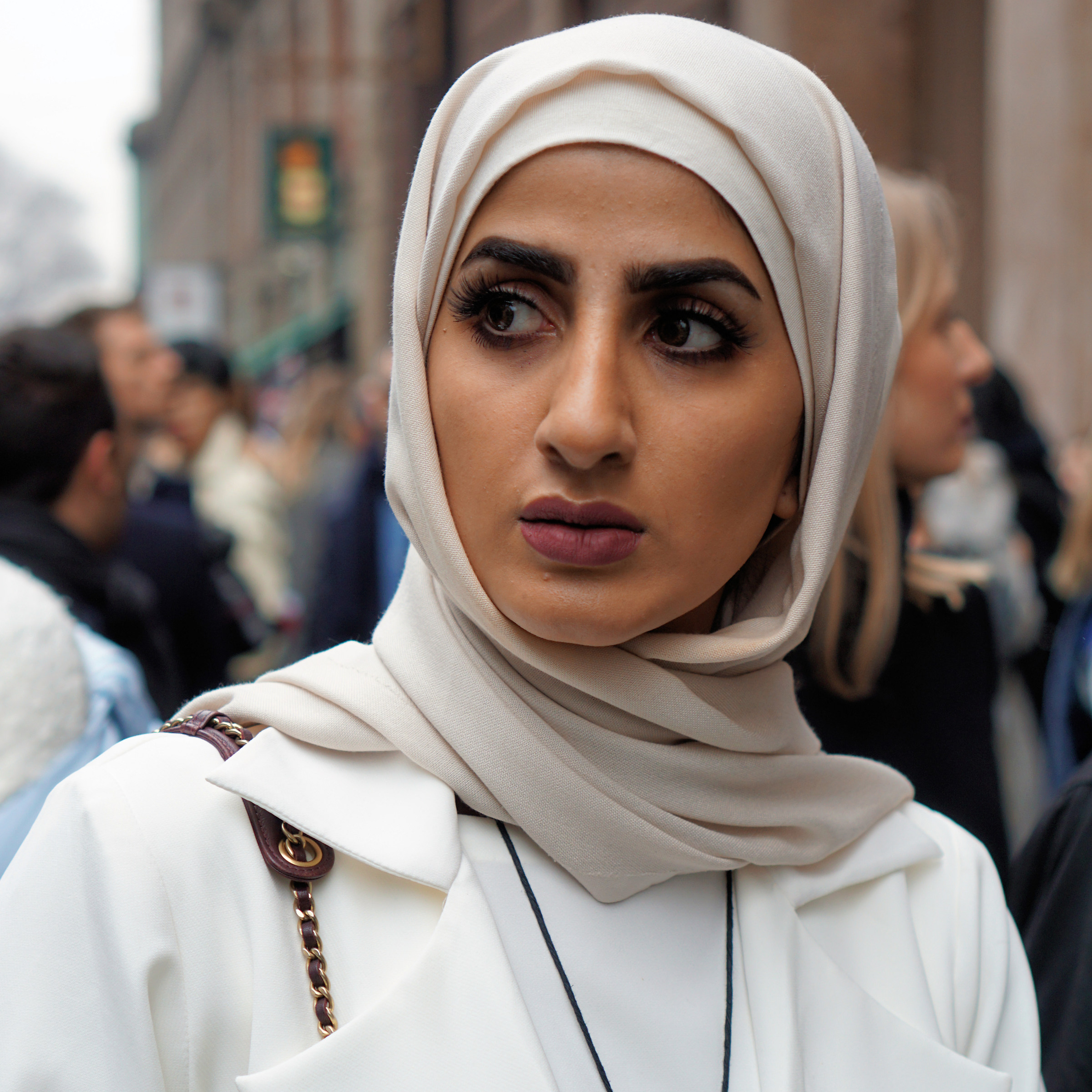 Ritrattone a tactical fashion hijabista