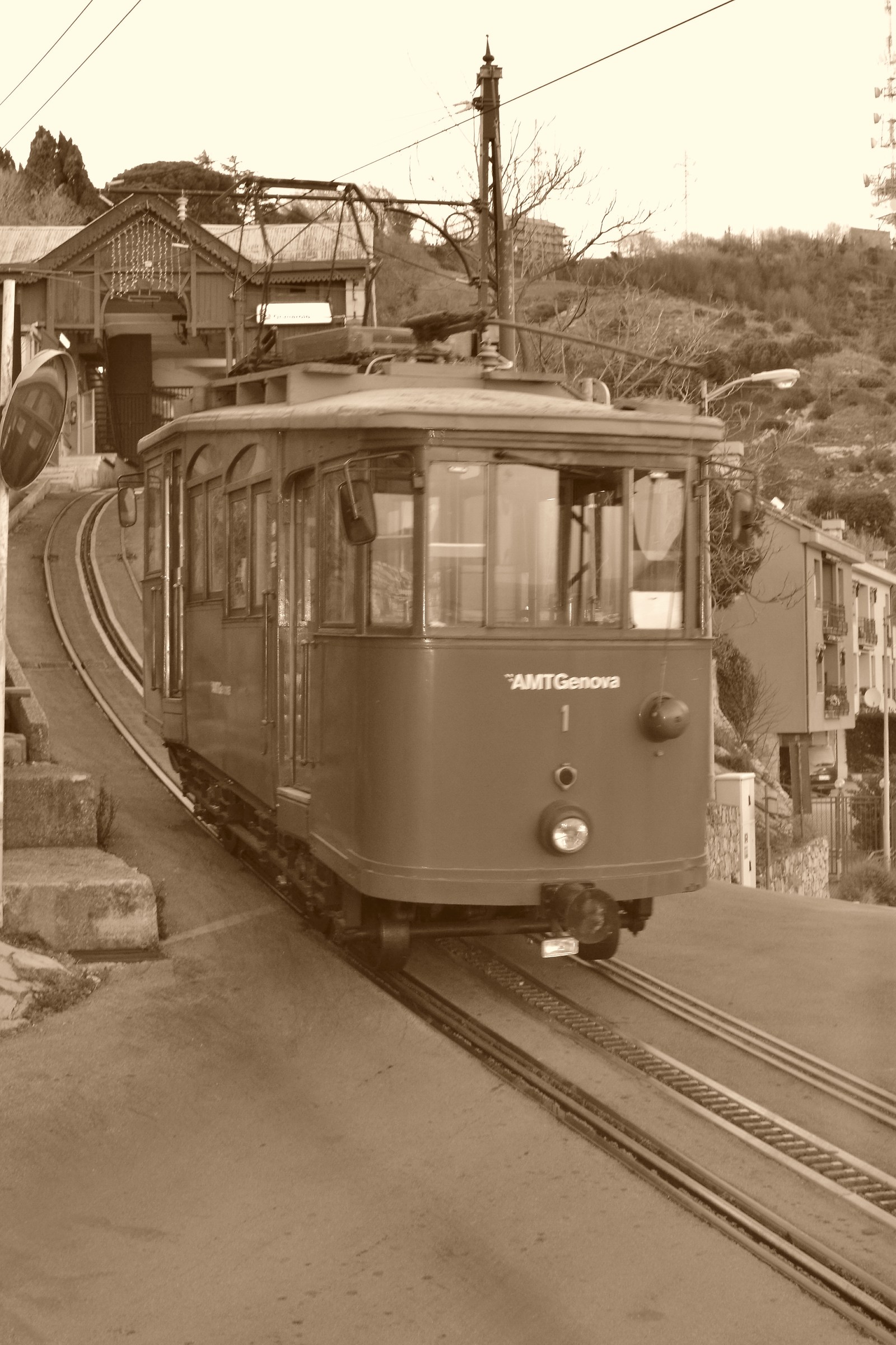 Genoa-Granarolo funicular