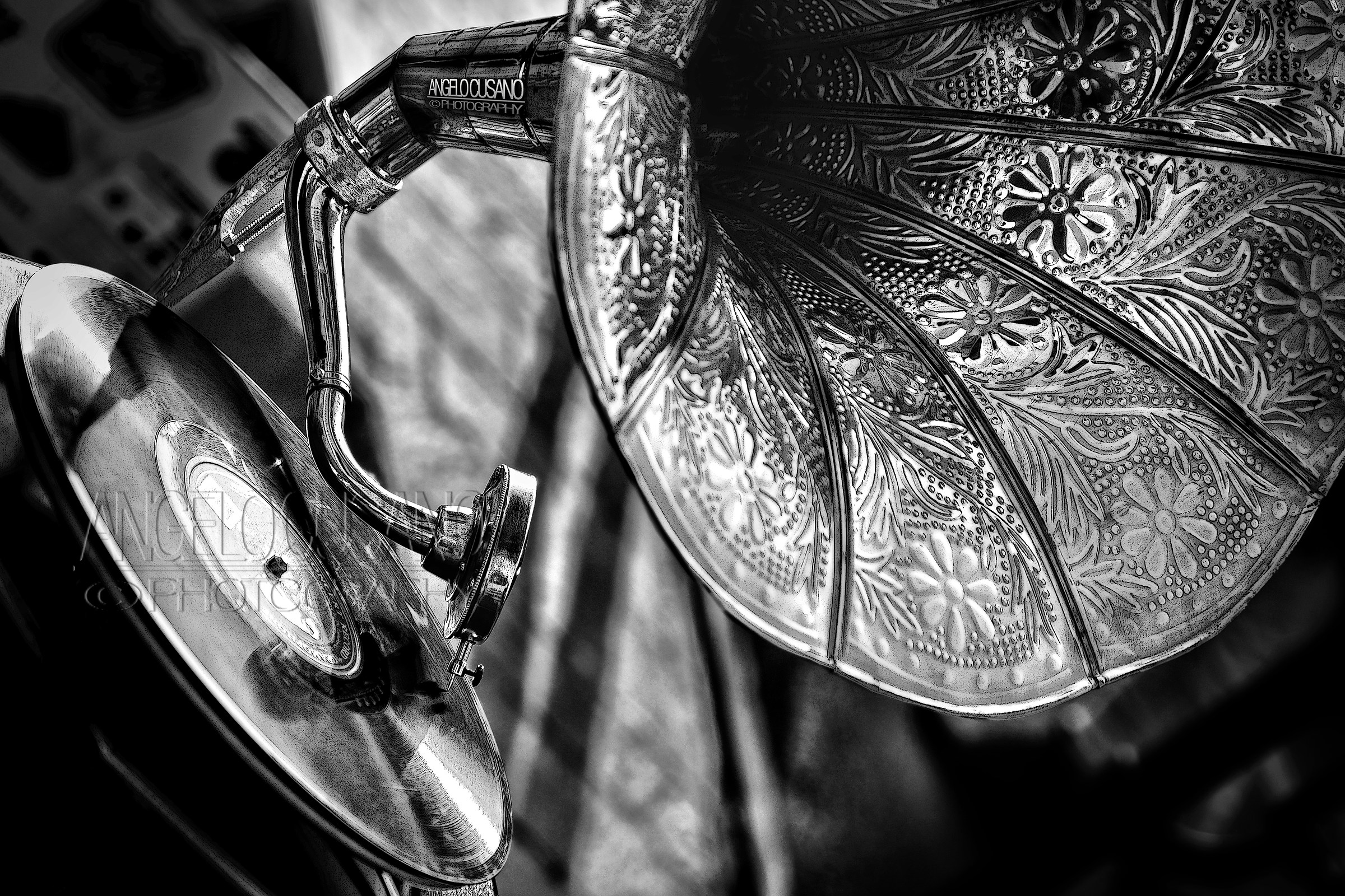 sarà la musica che gira intorno