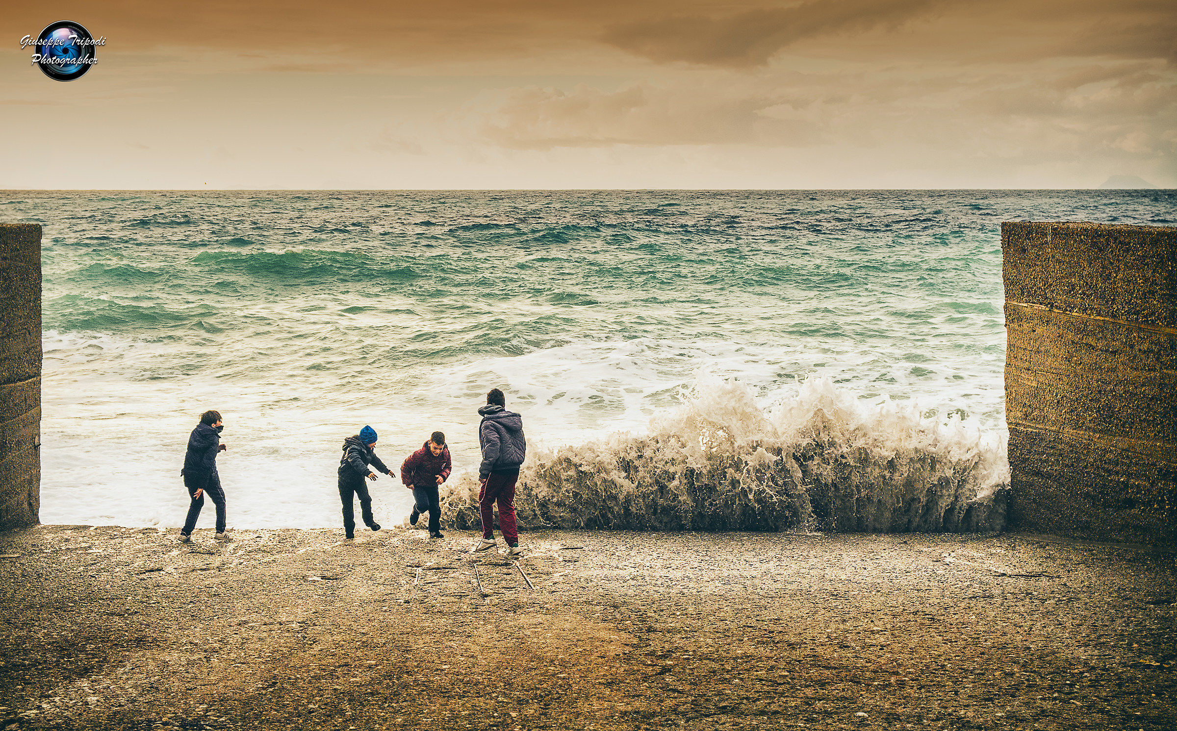 The human side and playful Sea