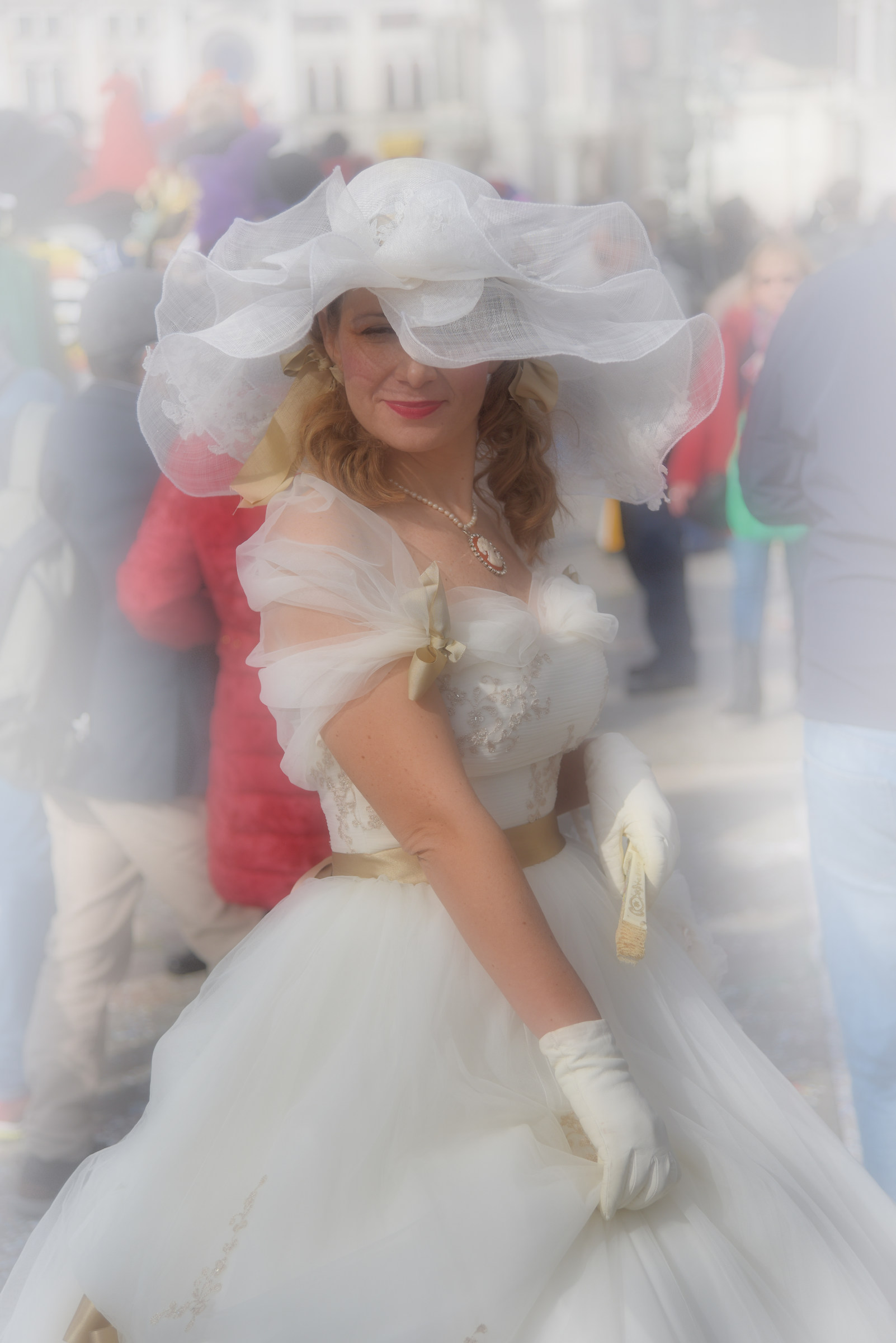 ....in mezzo alla folla...