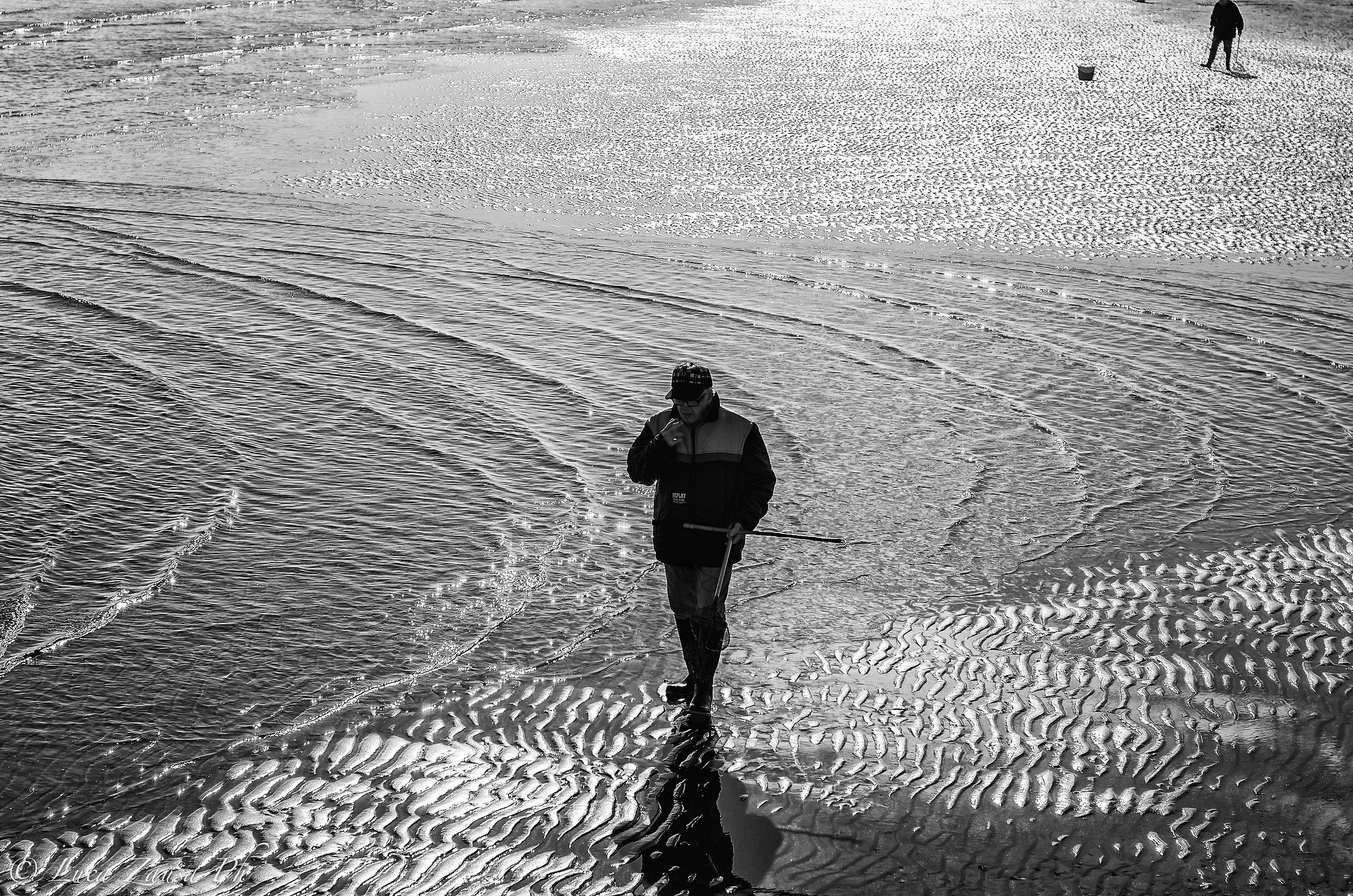 Ndemo to caparrosoei (hunting for clams)