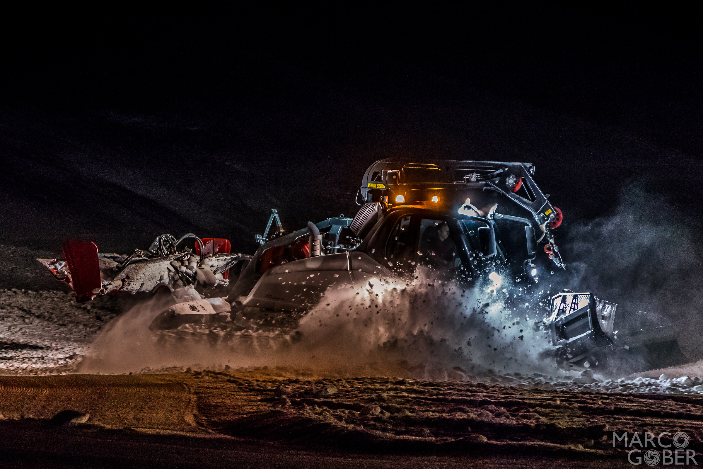 Gatto delle nevi all'opera