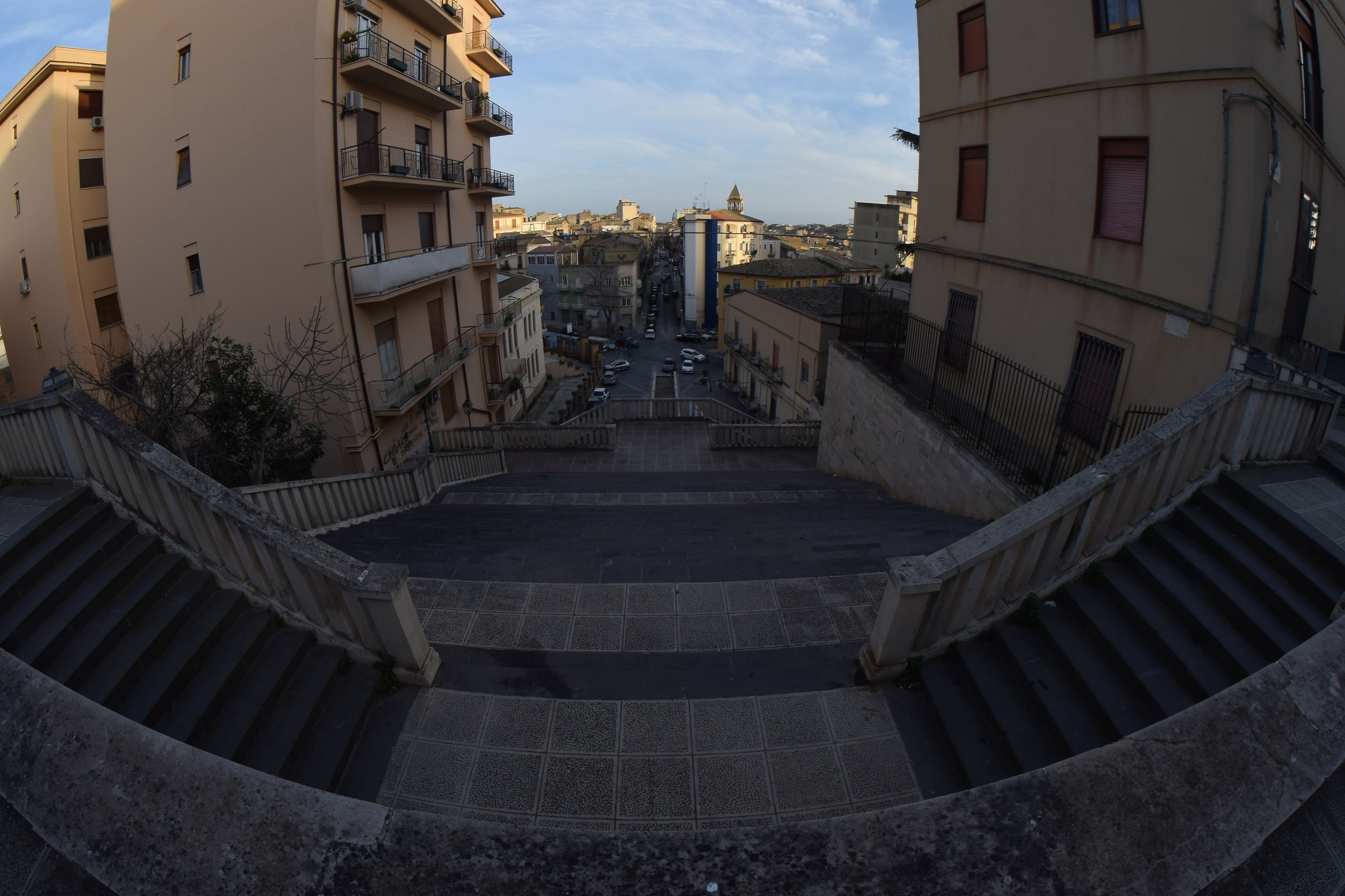 la gradinata ingresso del Centro Storico